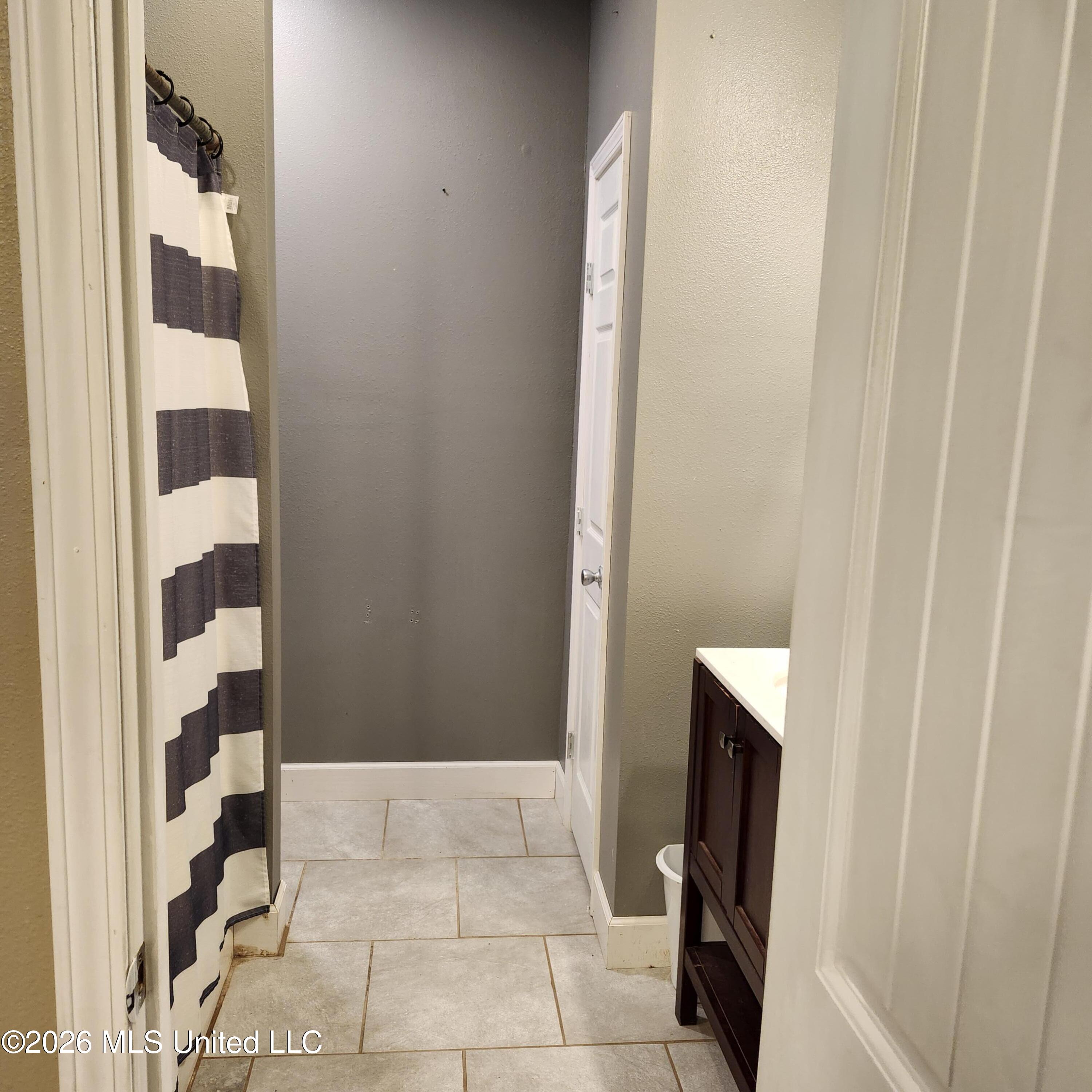 12 Austin Lane Property Photo 12