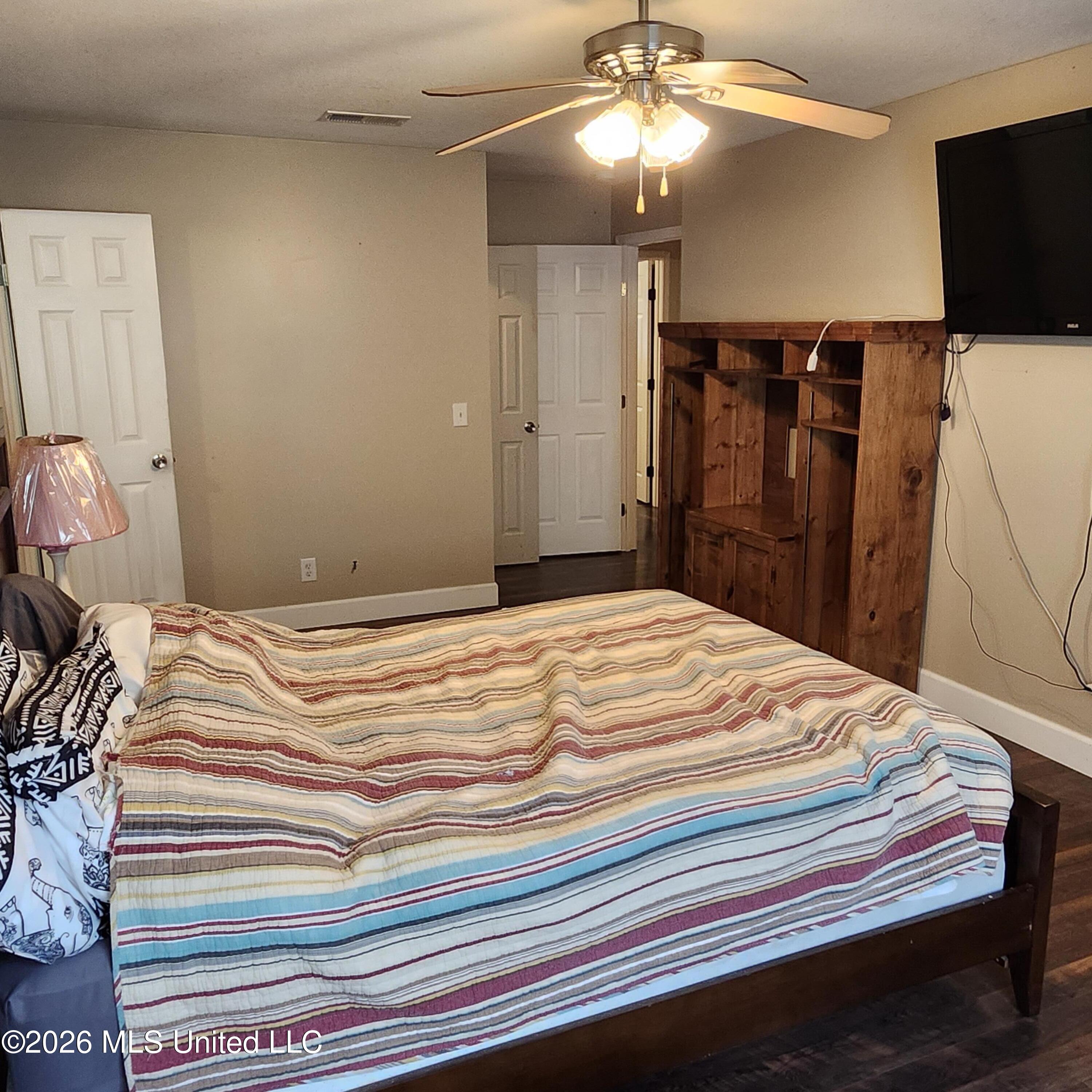 12 Austin Lane Property Photo 26