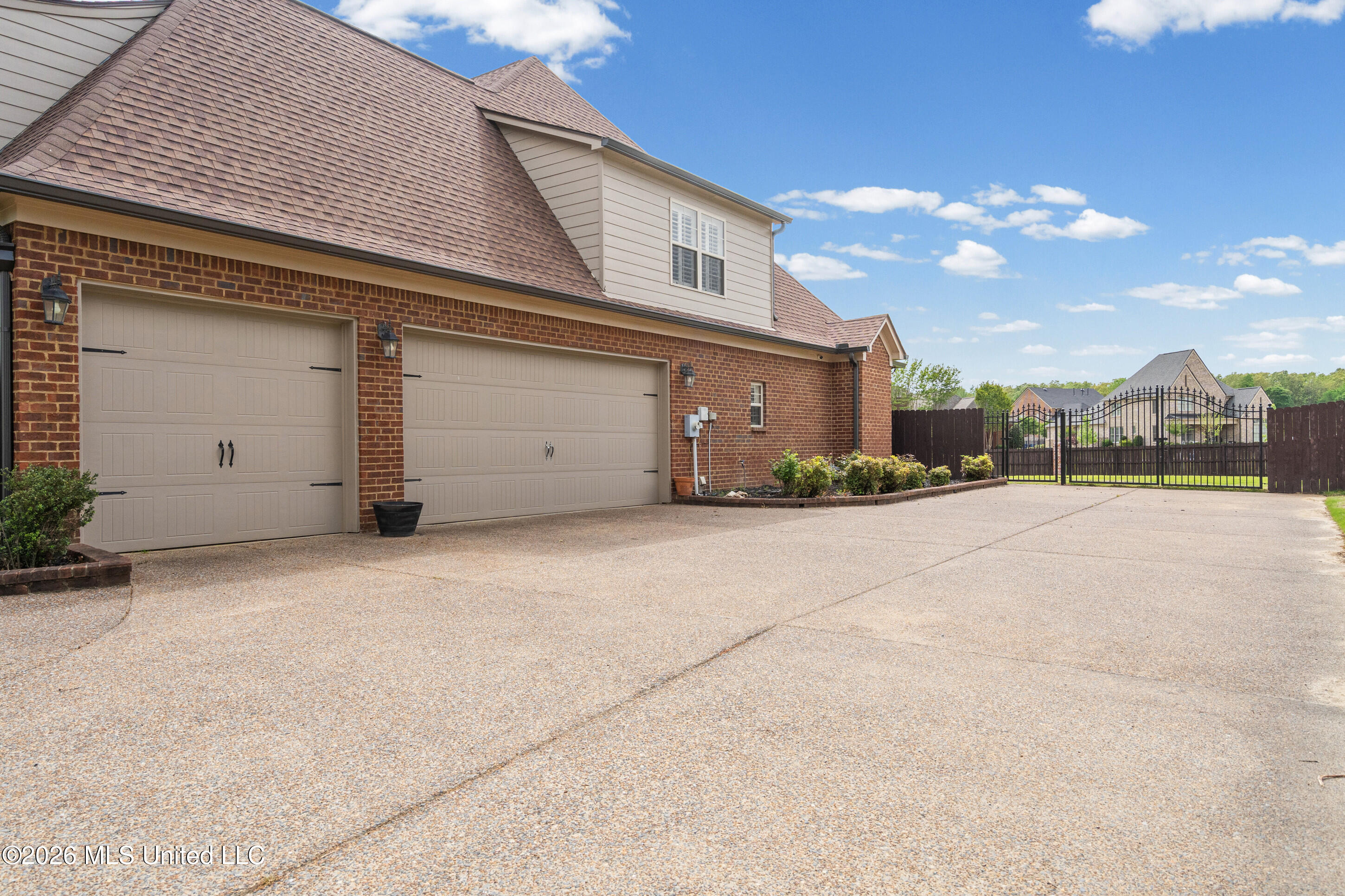 4101 Dawkins Farm Drive Property Photo 4