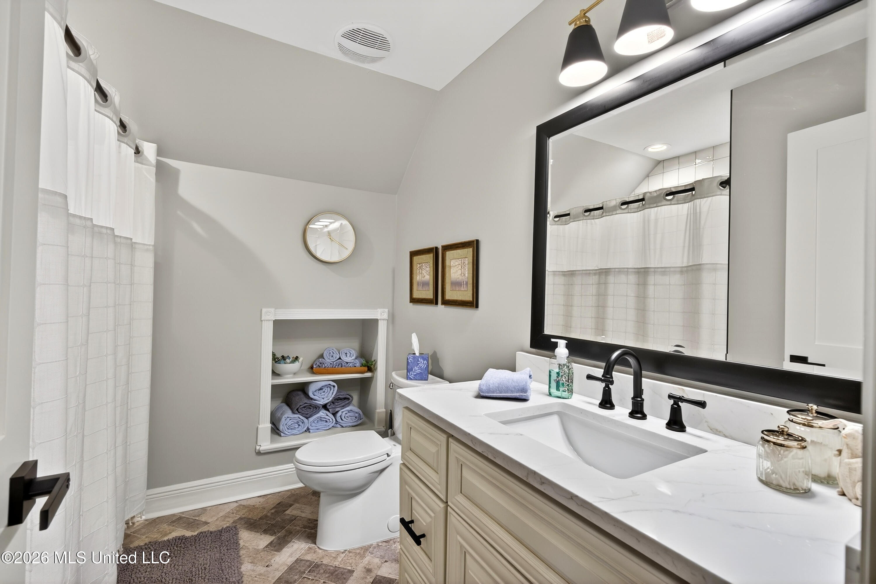 480 Jordan Drive Property Photo 45