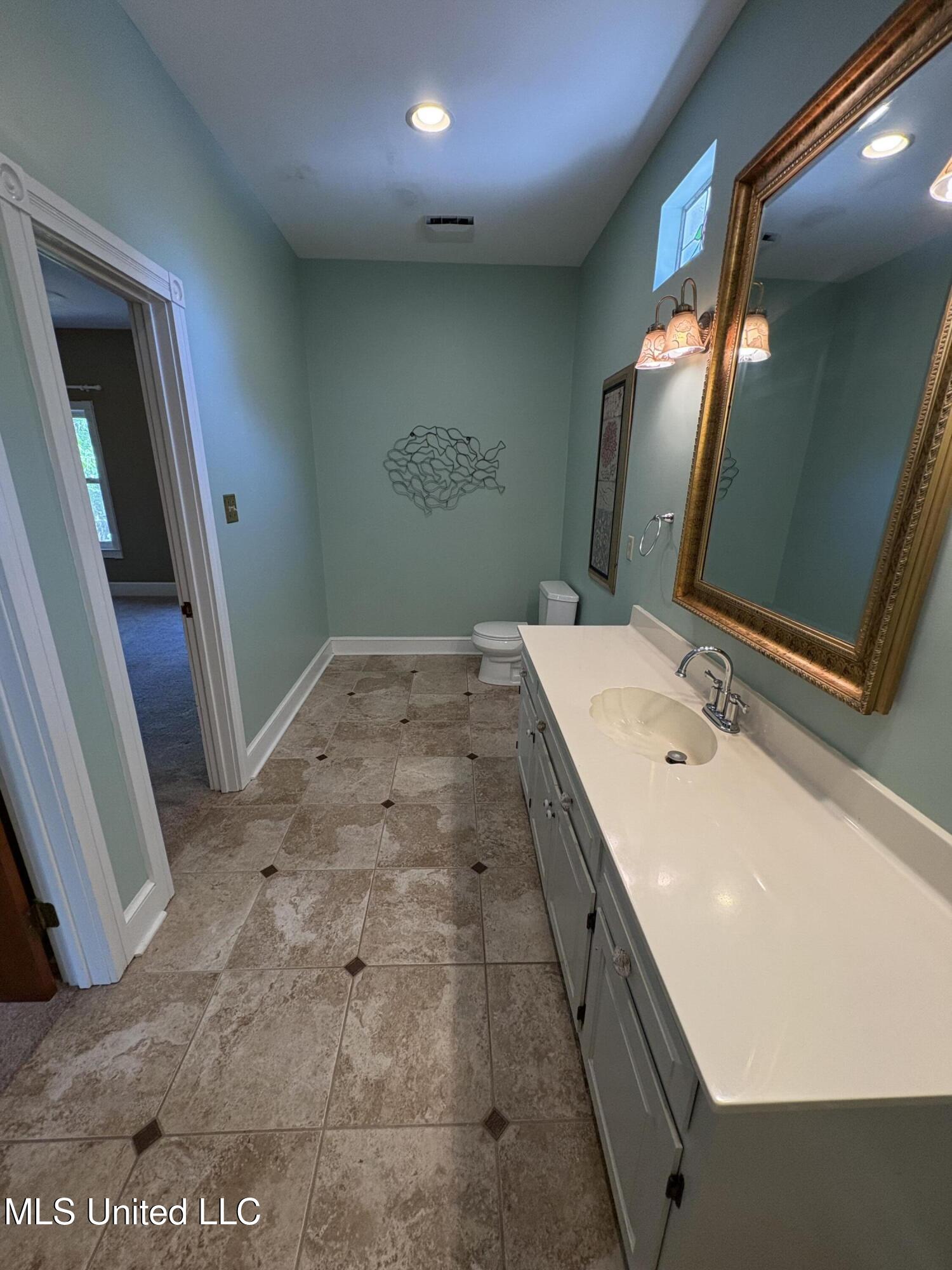 164 Balmoral Avenue Property Photo 26