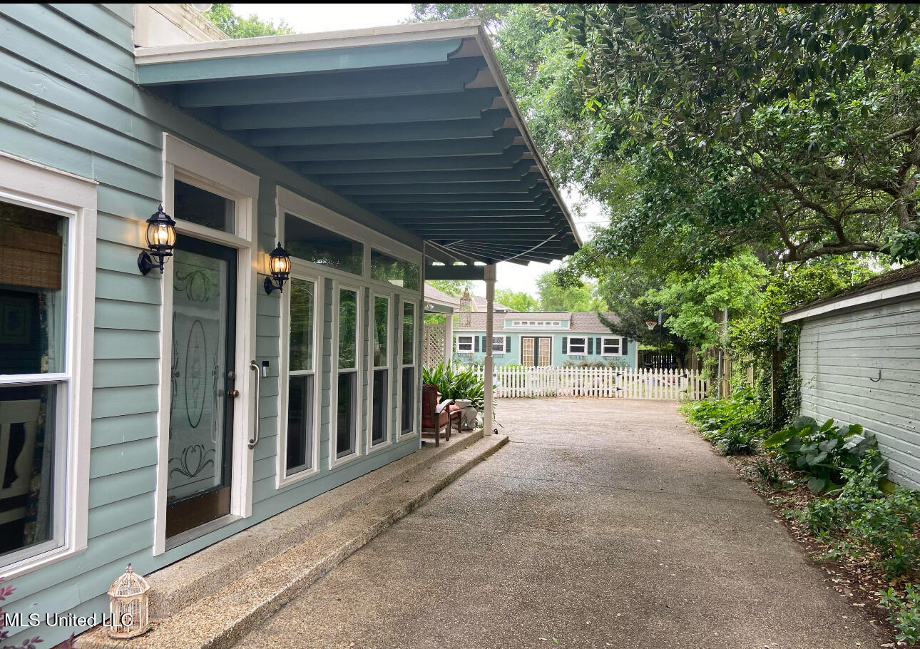 164 Balmoral Avenue Property Photo 29