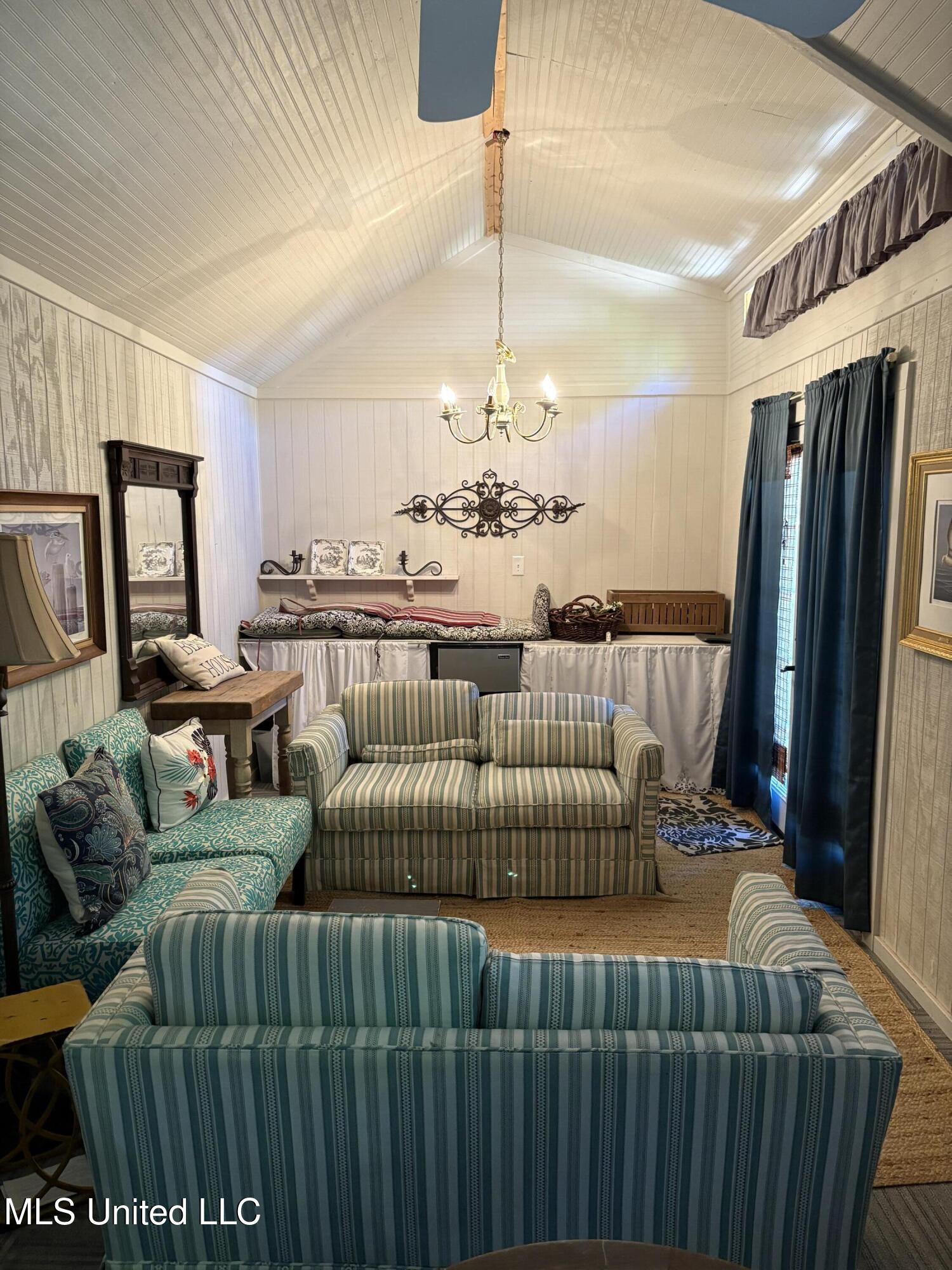 164 Balmoral Avenue Property Photo 37