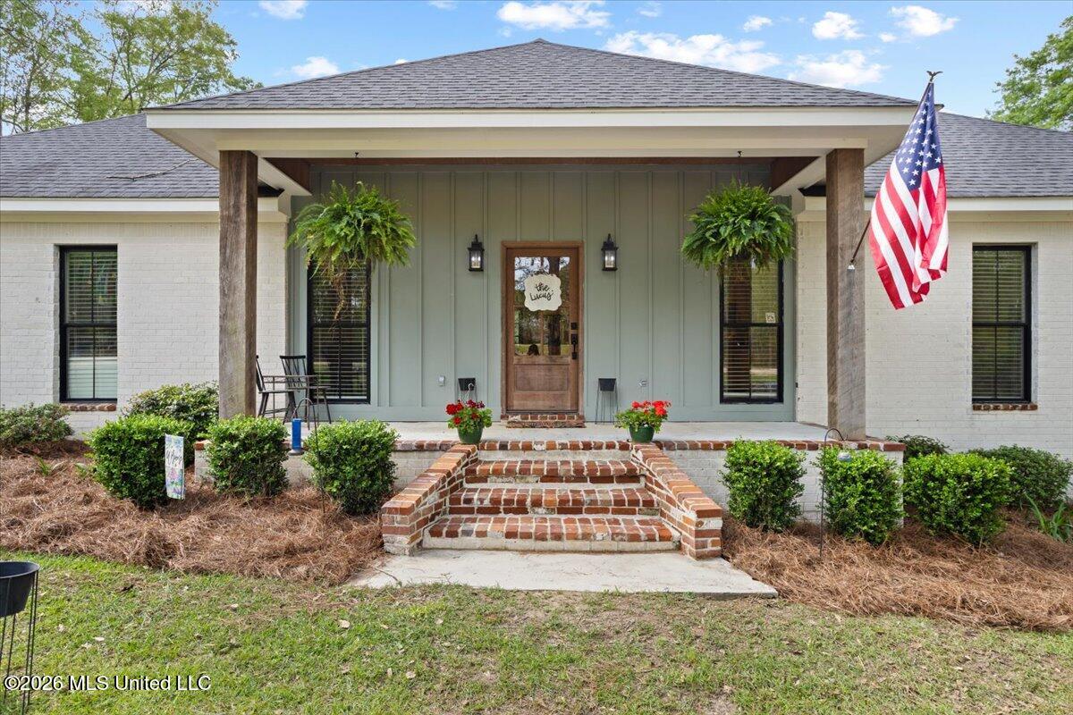 4107 Highway 589 Property Photo 4