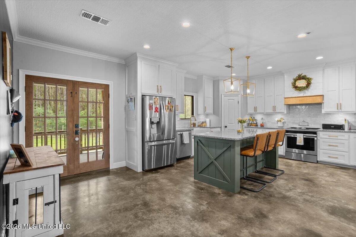 4107 Highway 589 Property Photo 8