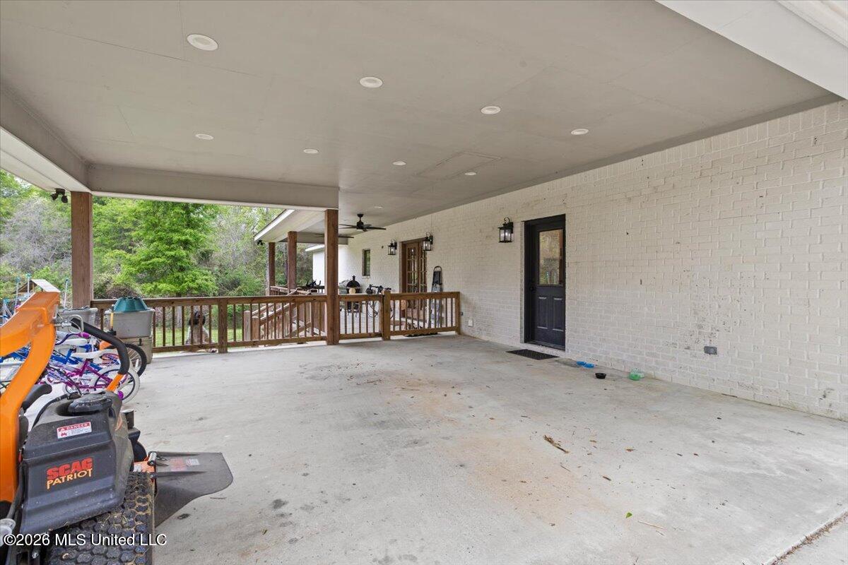 4107 Highway 589 Property Photo 29