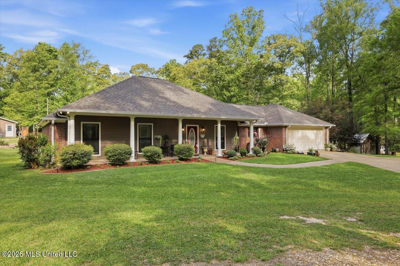 174 S Eagle Ridge Drive Property Photo 2