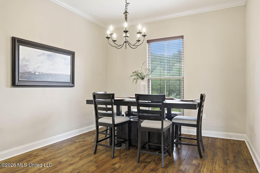 25 Island Oak Property Photo 8