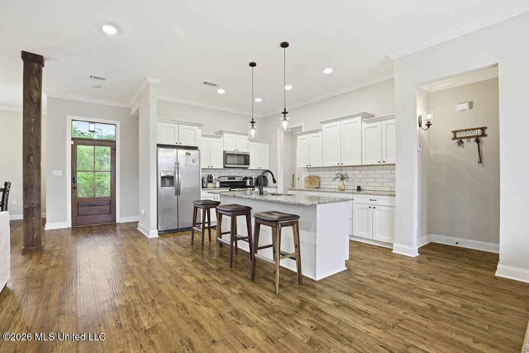 25 Island Oak Property Photo 10