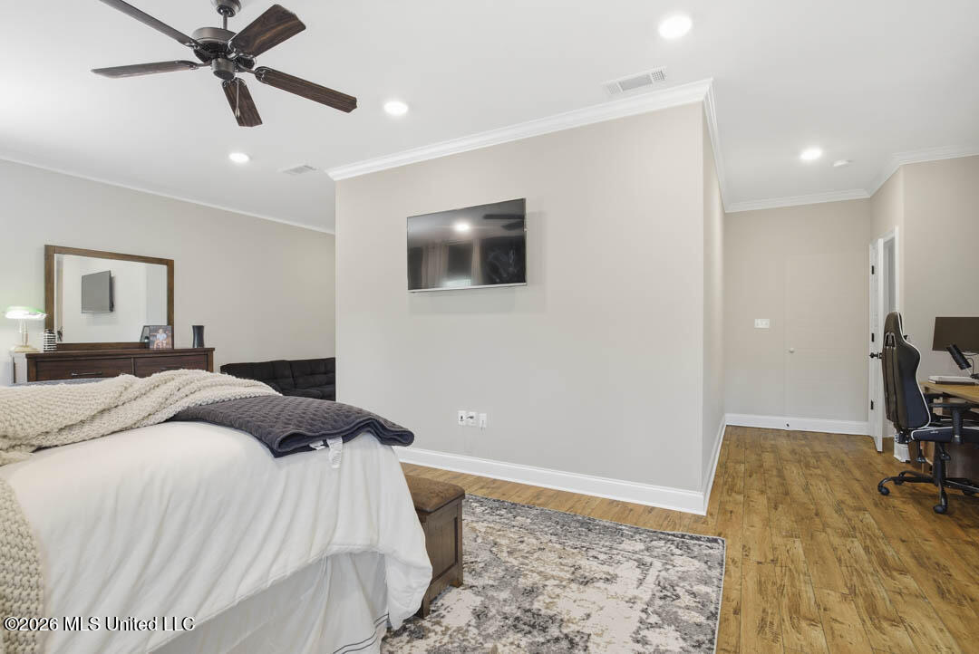 25 Island Oak Property Photo 18