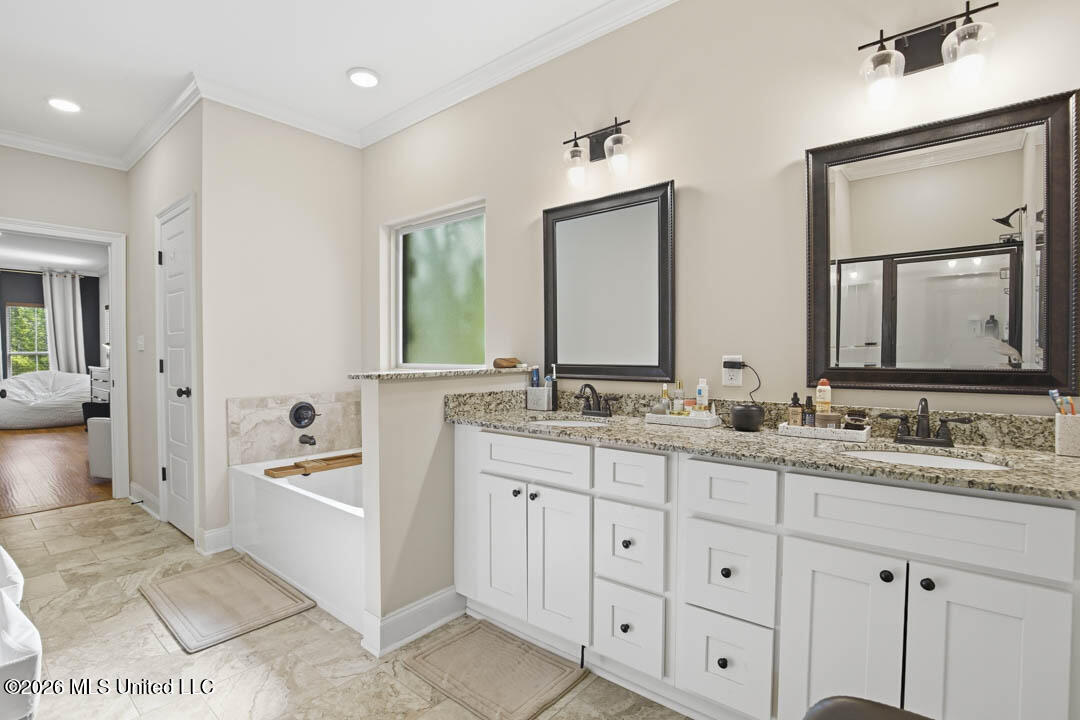 25 Island Oak Property Photo 20