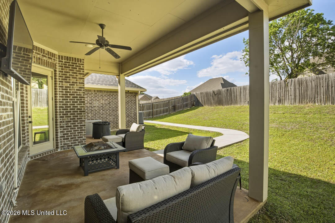 25 Island Oak Property Photo 29