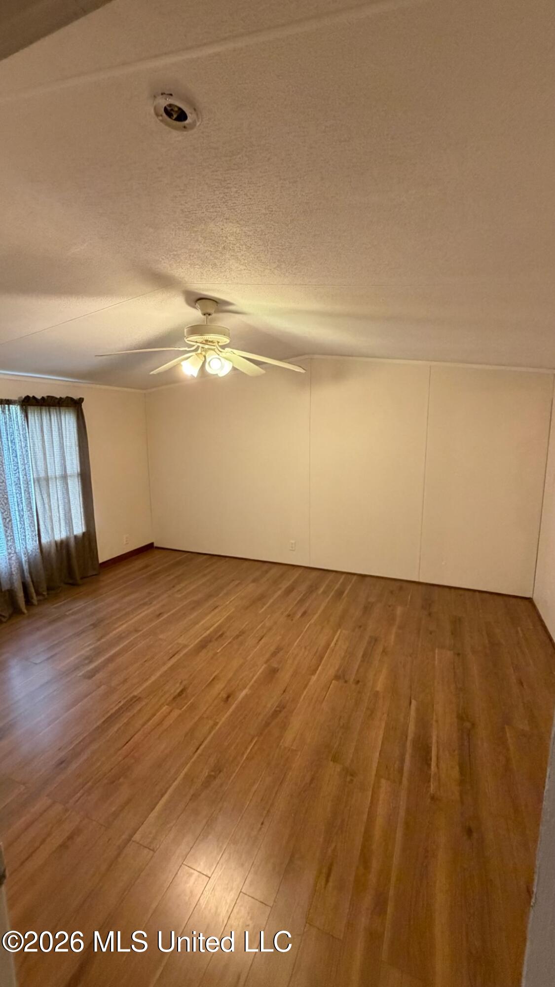 1011 Lake Drive Property Photo 17