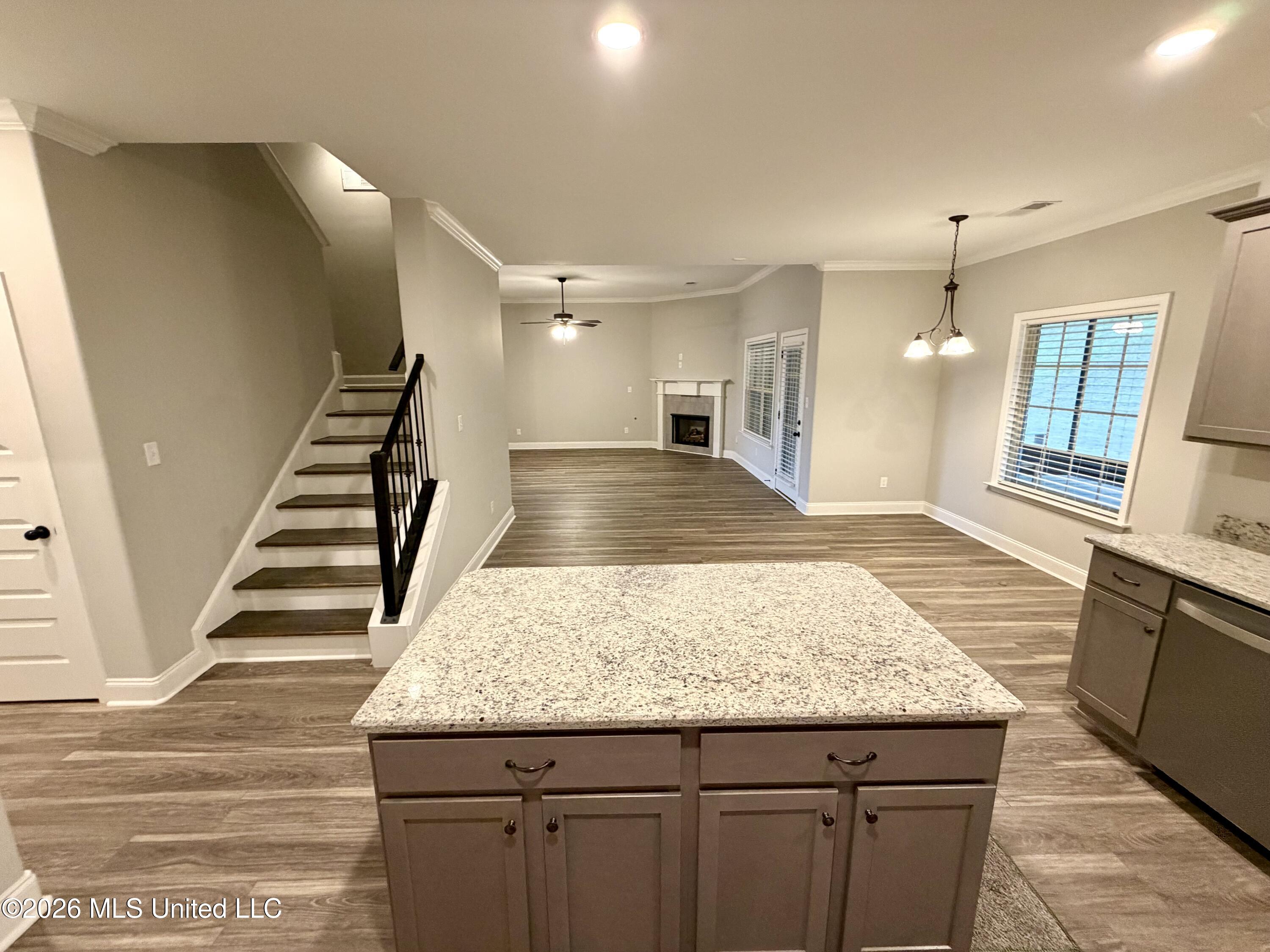 668 Millers Way Property Photo 8