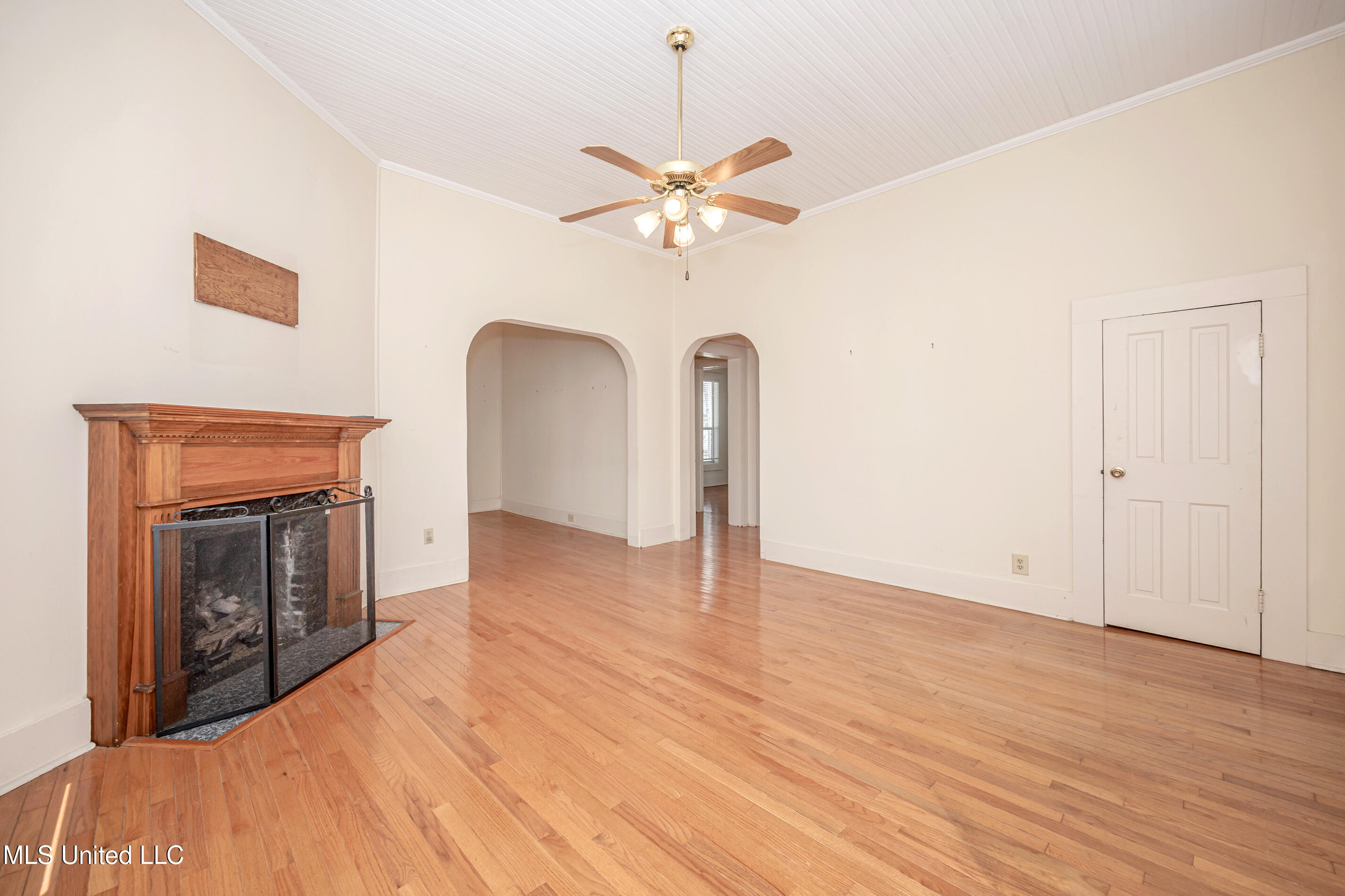1209 Calhoun Street Property Photo 14