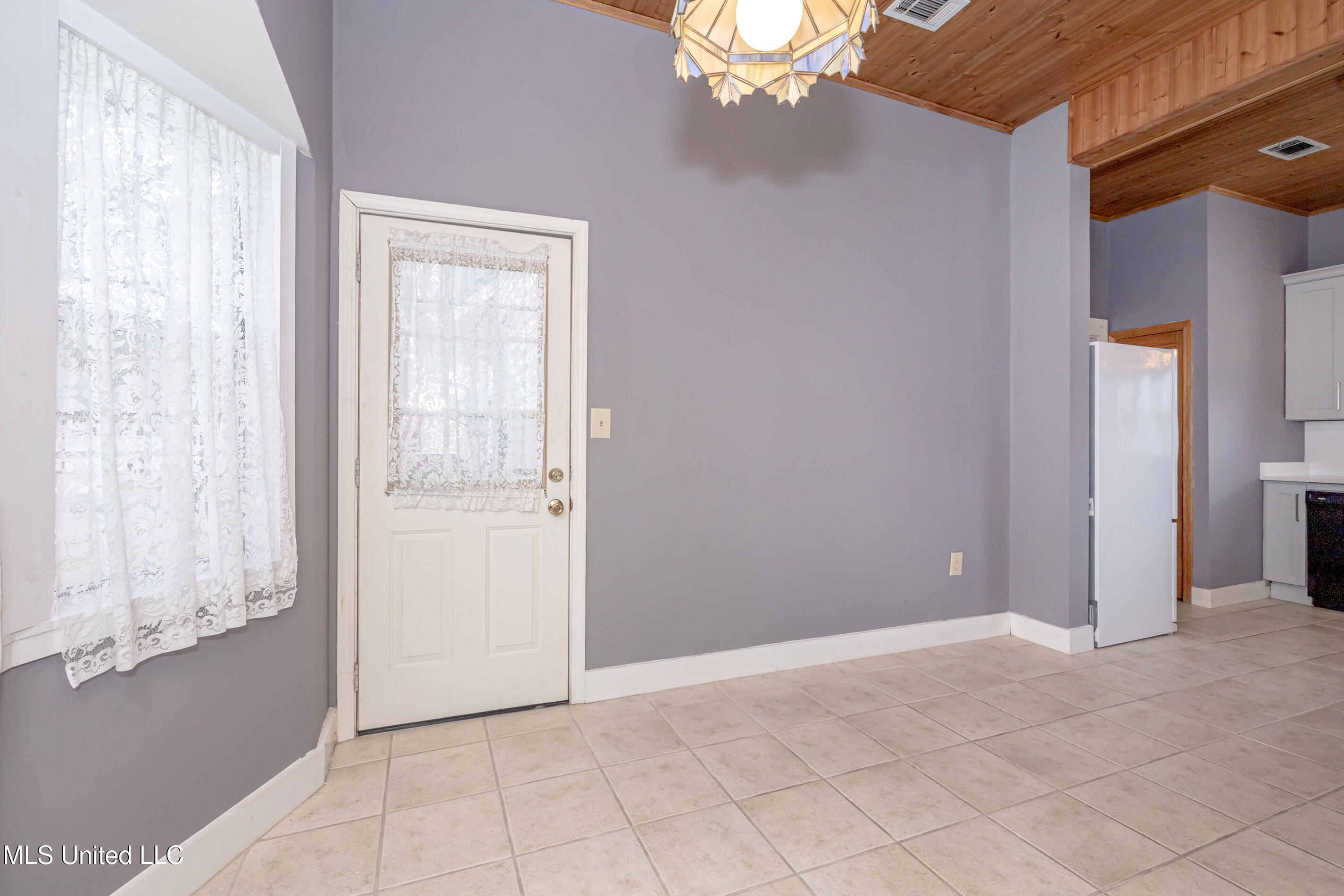 1209 Calhoun Street Property Photo 24