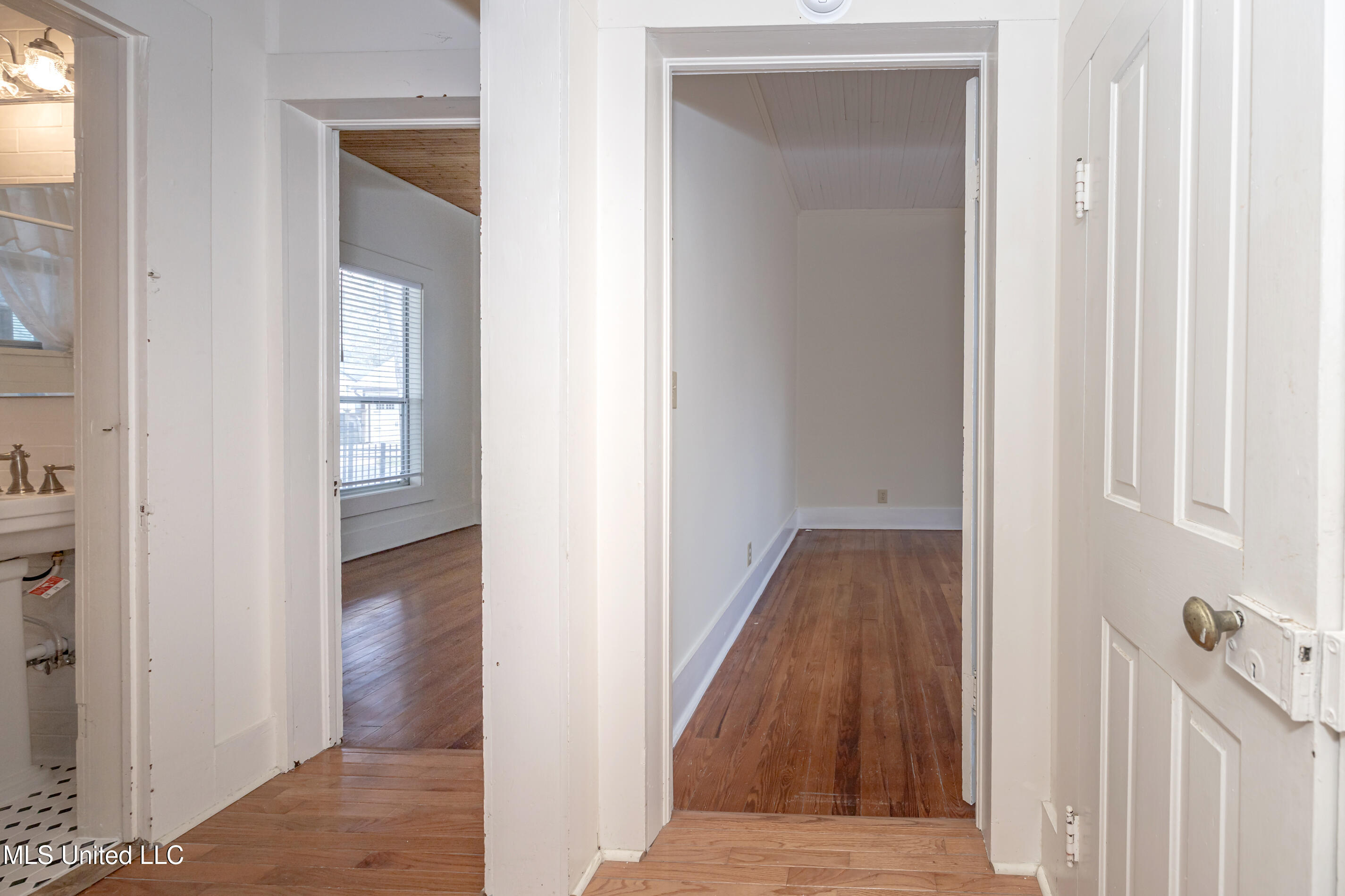 1209 Calhoun Street Property Photo 28