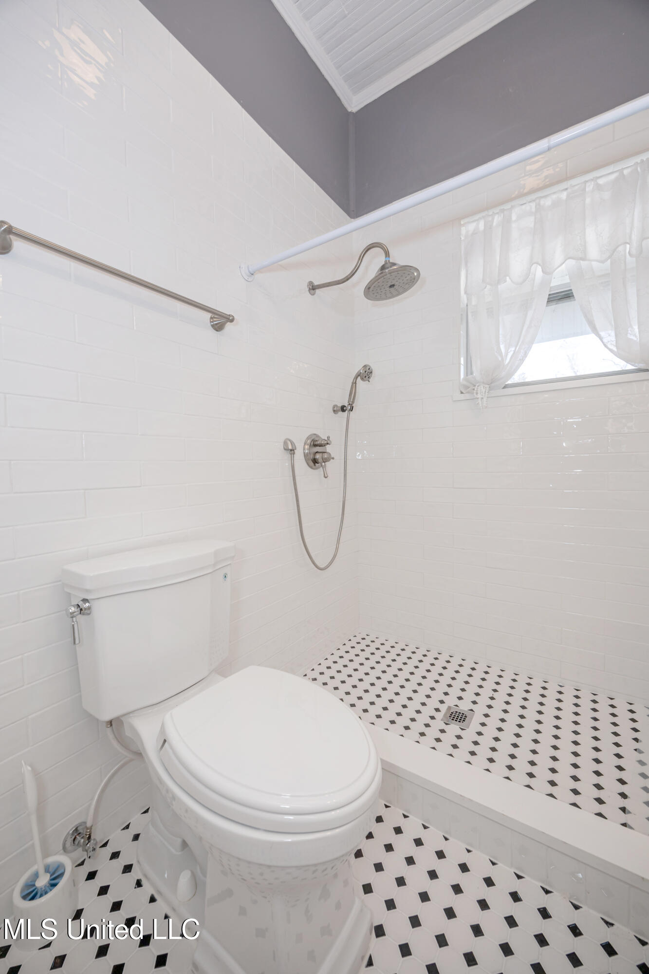 1209 Calhoun Street Property Photo 37