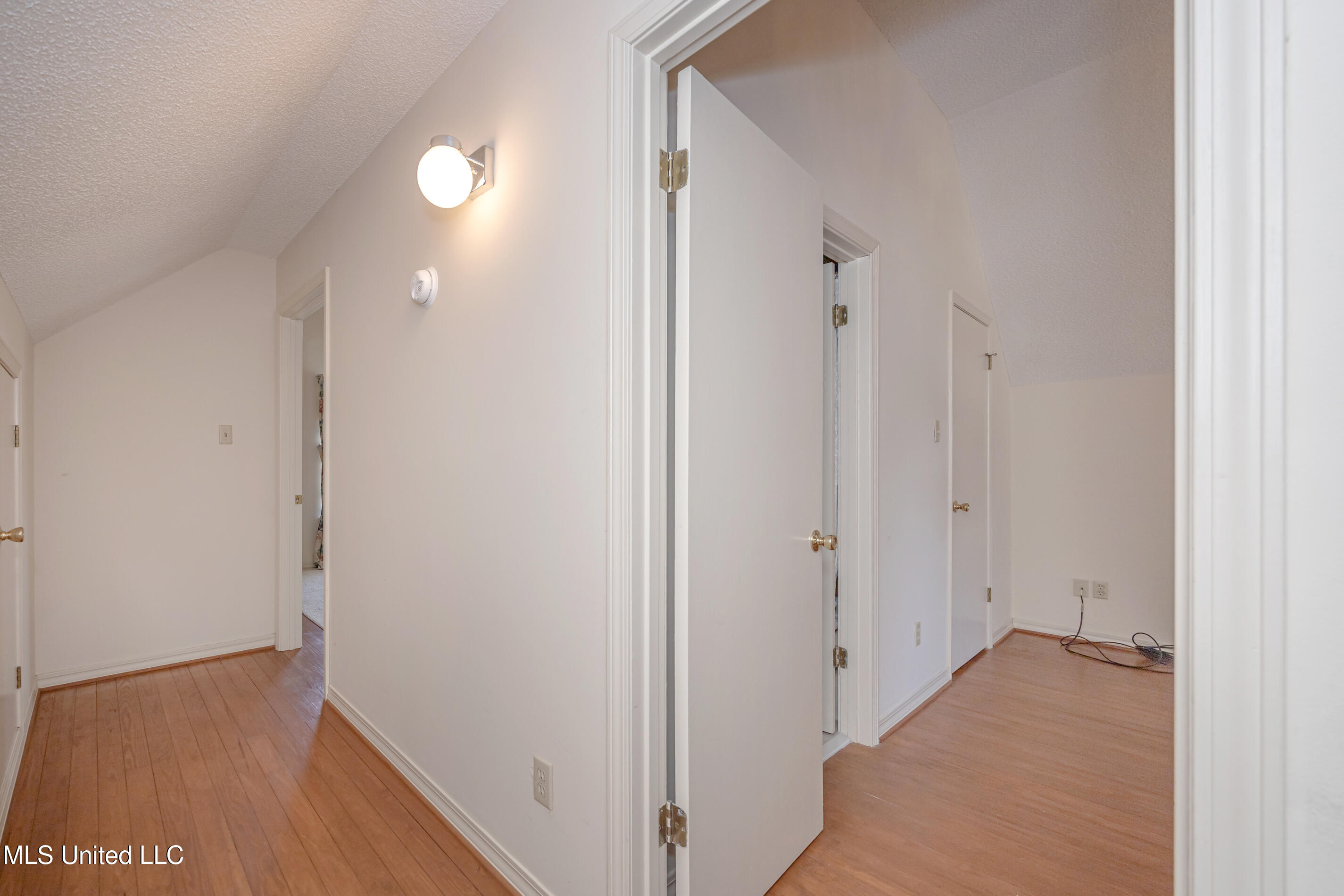 1209 Calhoun Street Property Photo 55