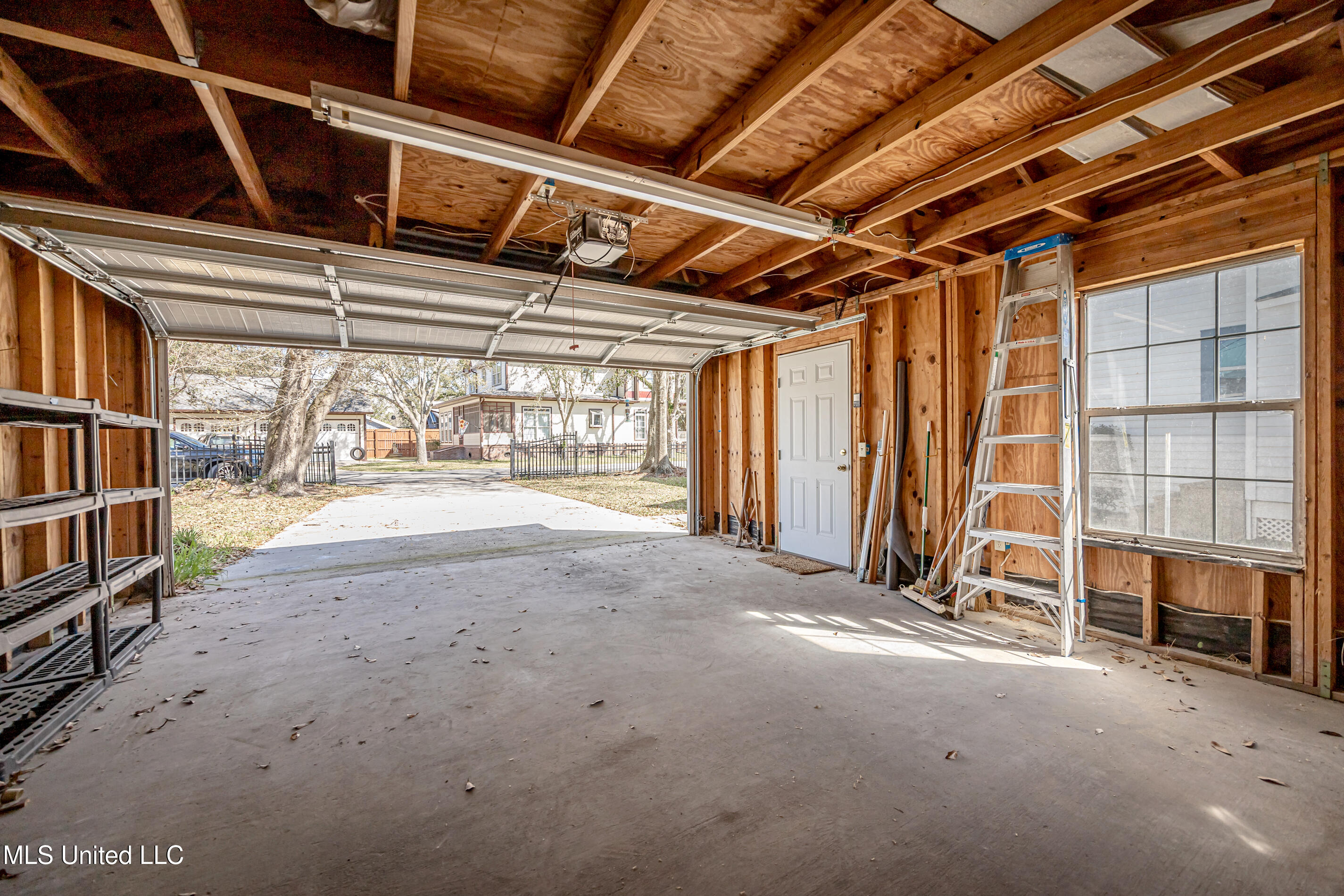 1209 Calhoun Street Property Photo 63