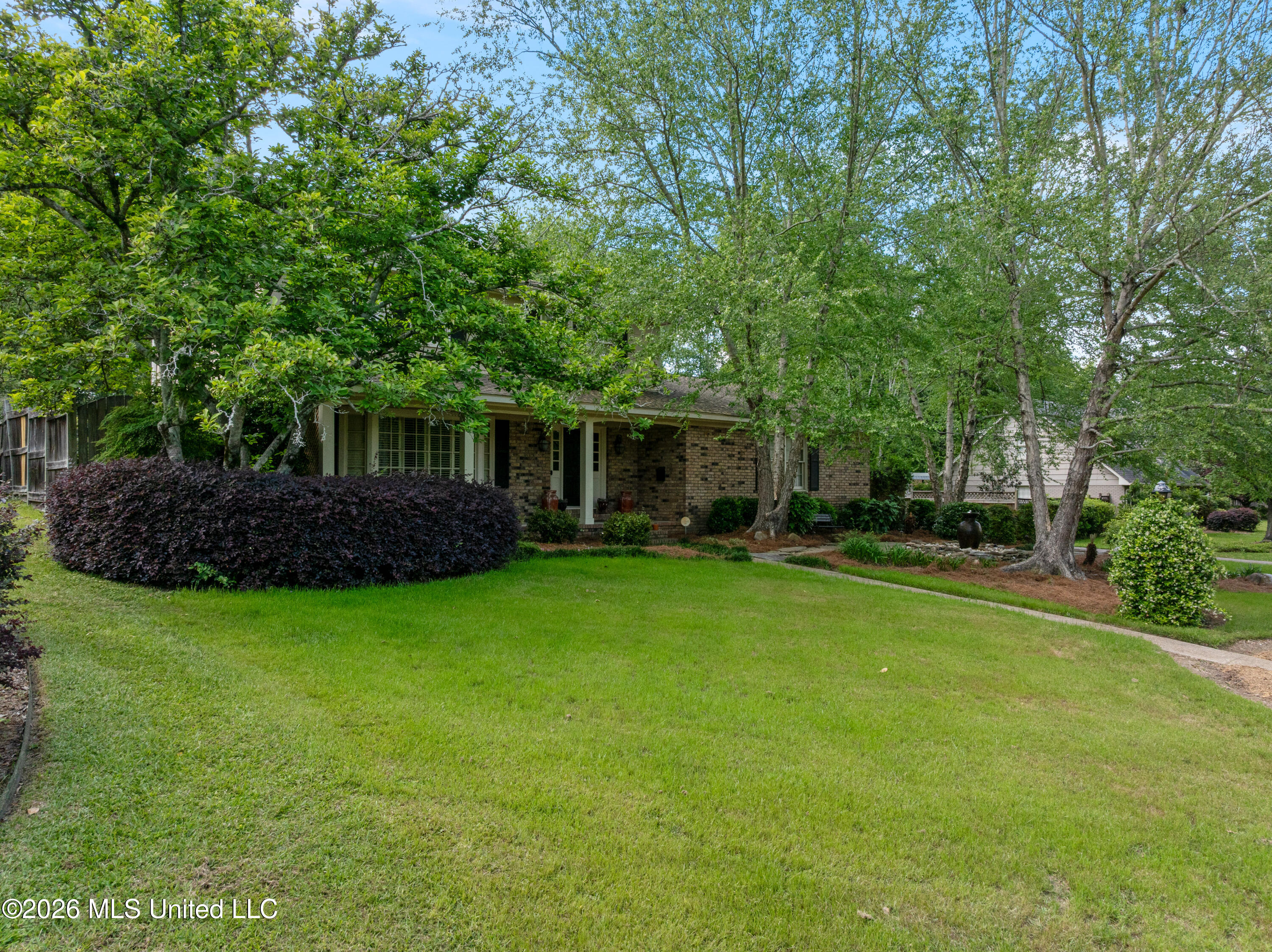 207 Southampton Road Property Photo 4