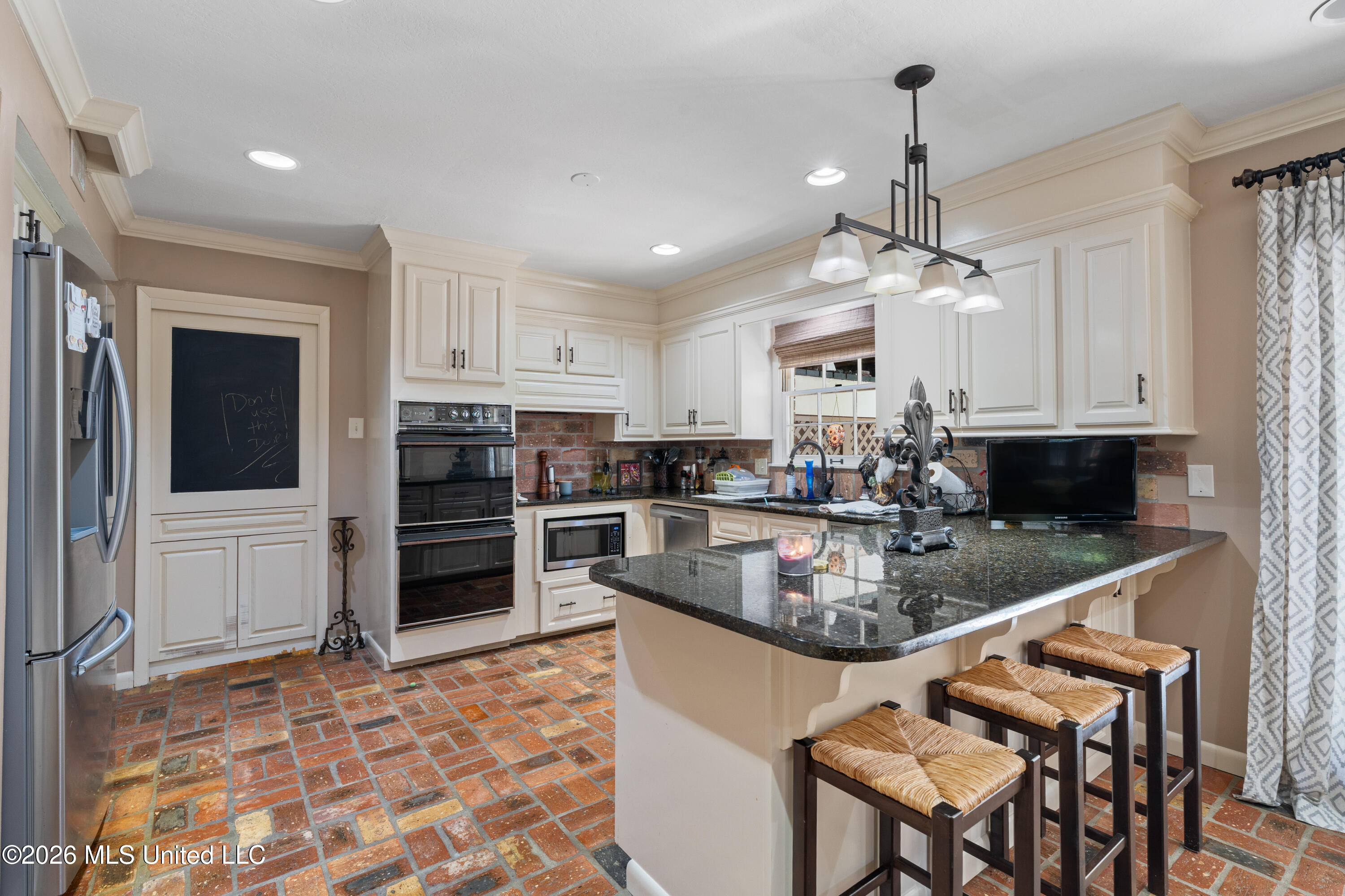 207 Southampton Road Property Photo 13