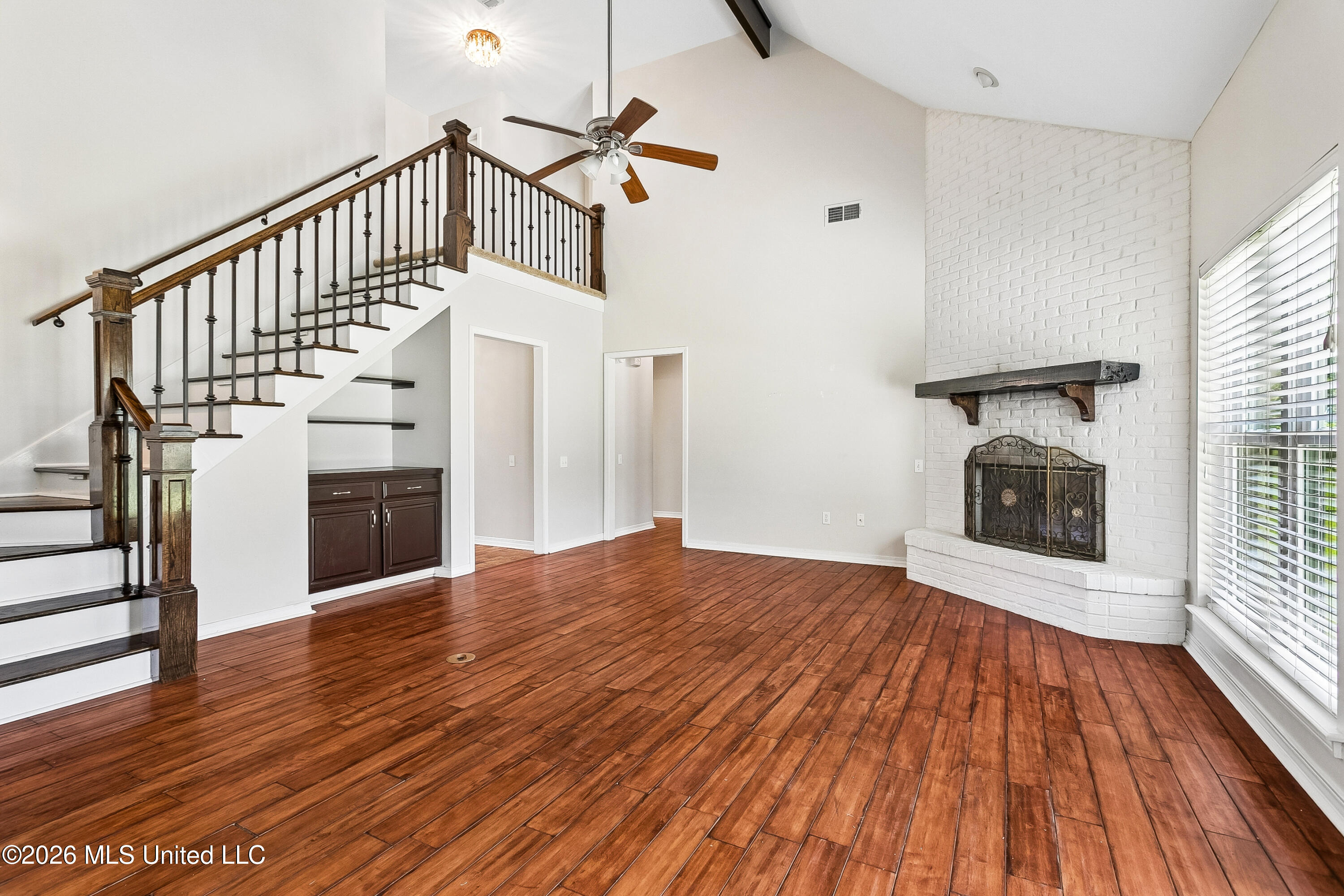 57143 E Diamondhead Drive Property Photo 2