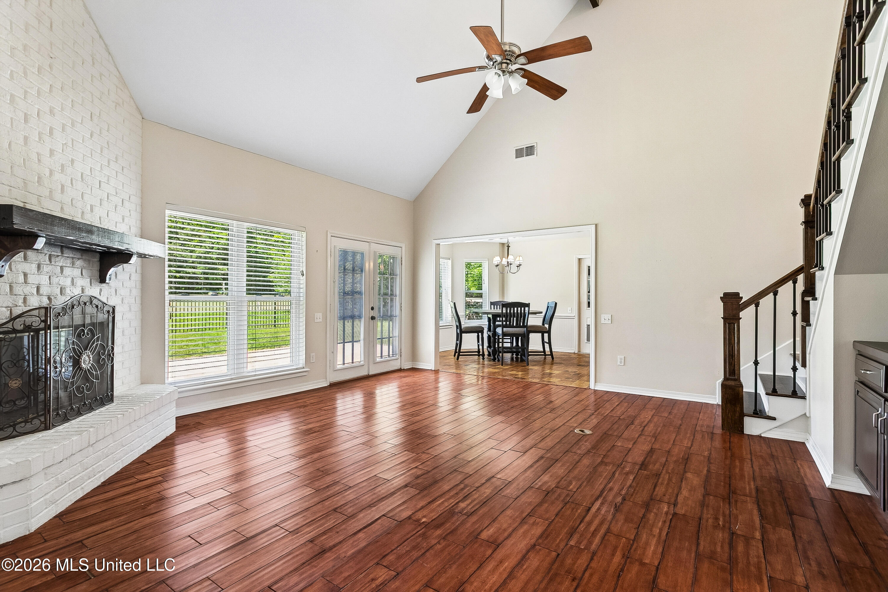 57143 E Diamondhead Drive Property Photo 3