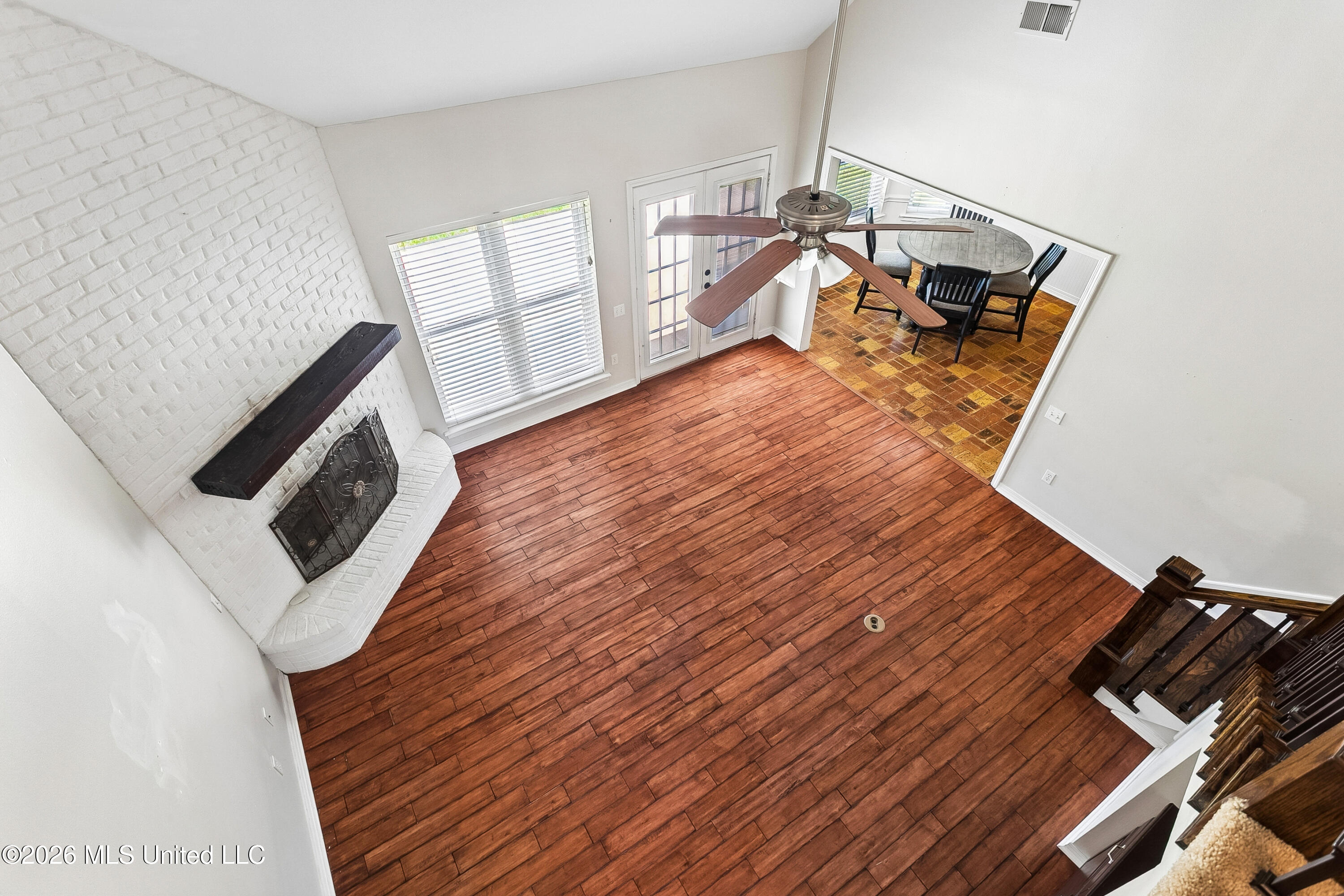 57143 E Diamondhead Drive Property Photo 4