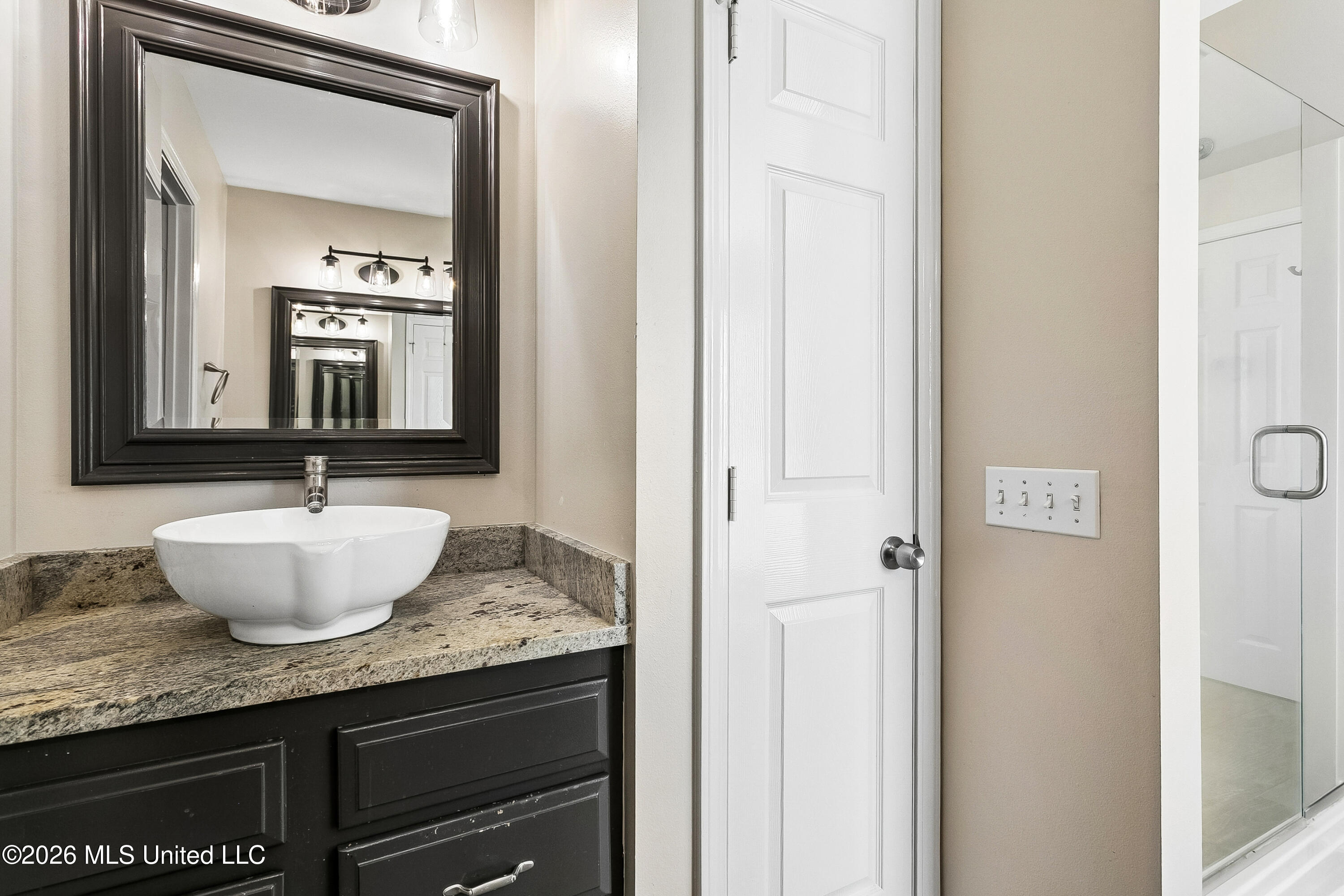 57143 E Diamondhead Drive Property Photo 15