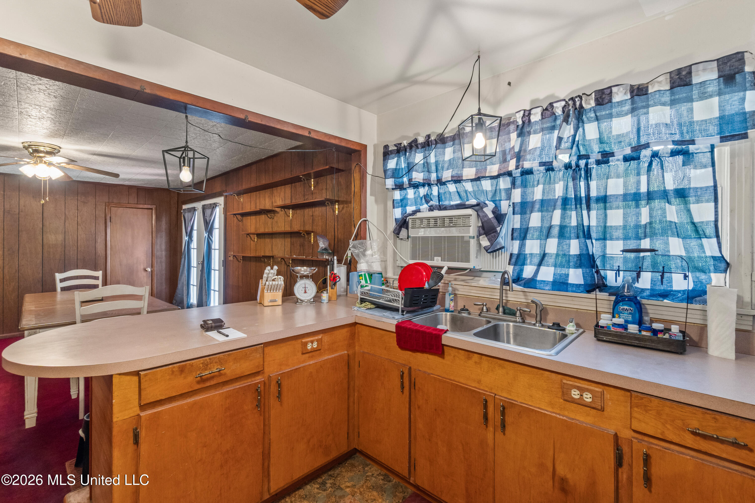 294 Saint Peter Street Property Photo 10