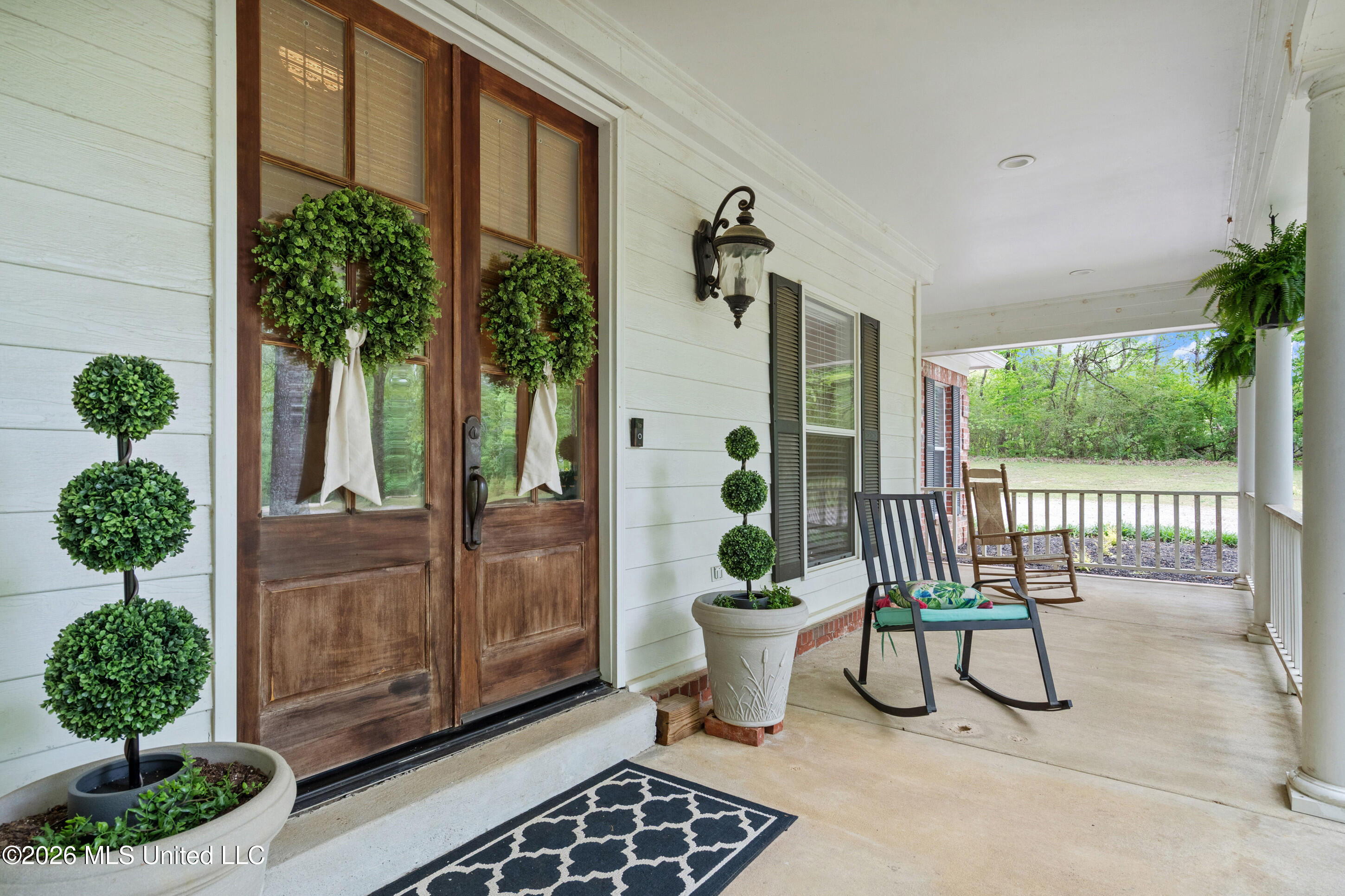 6070 Timber Oaks Drive Property Photo 4