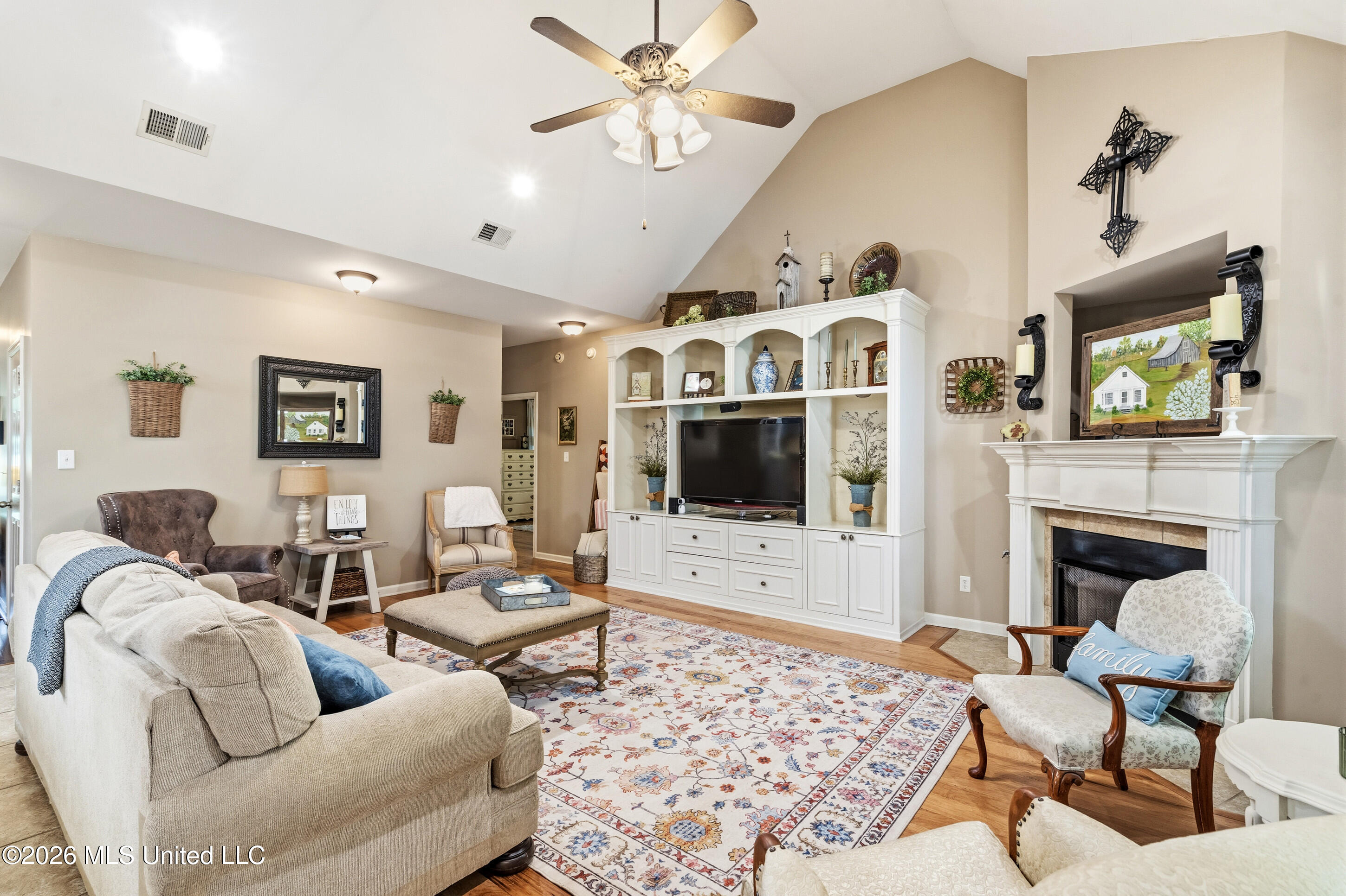 6070 Timber Oaks Drive Property Photo 10