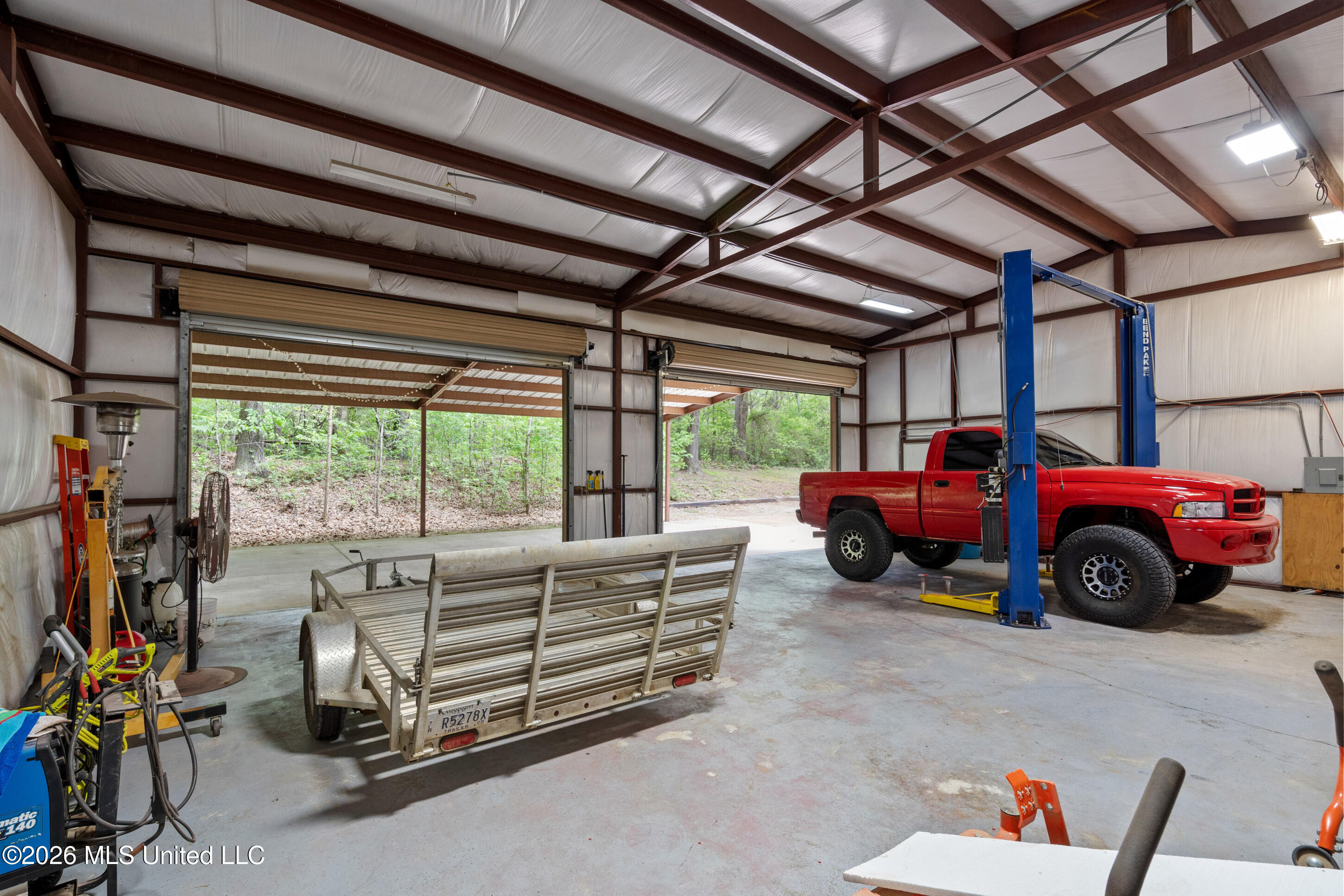6070 Timber Oaks Drive Property Photo 32