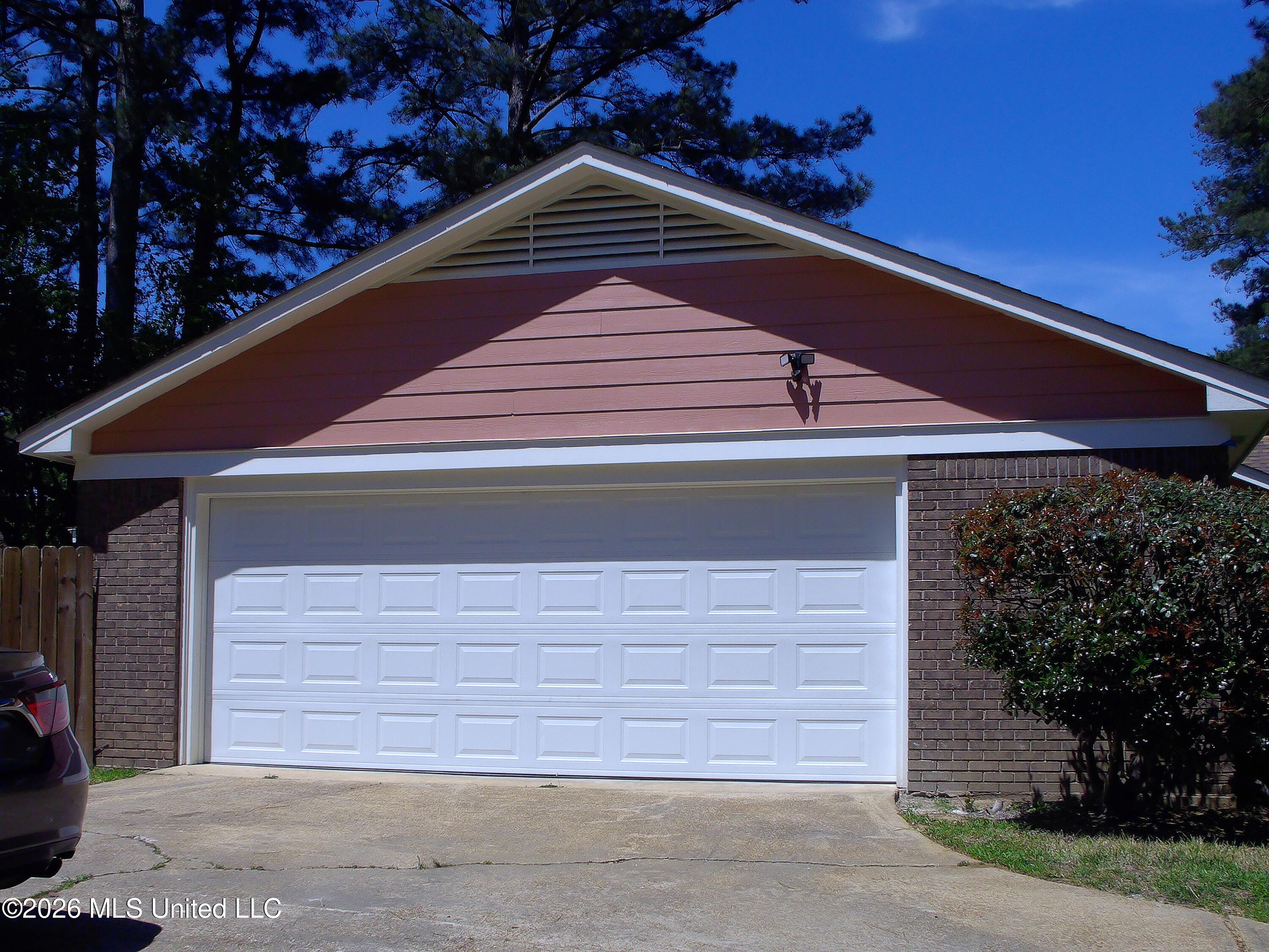 4649 Old Lake Road Property Photo 3