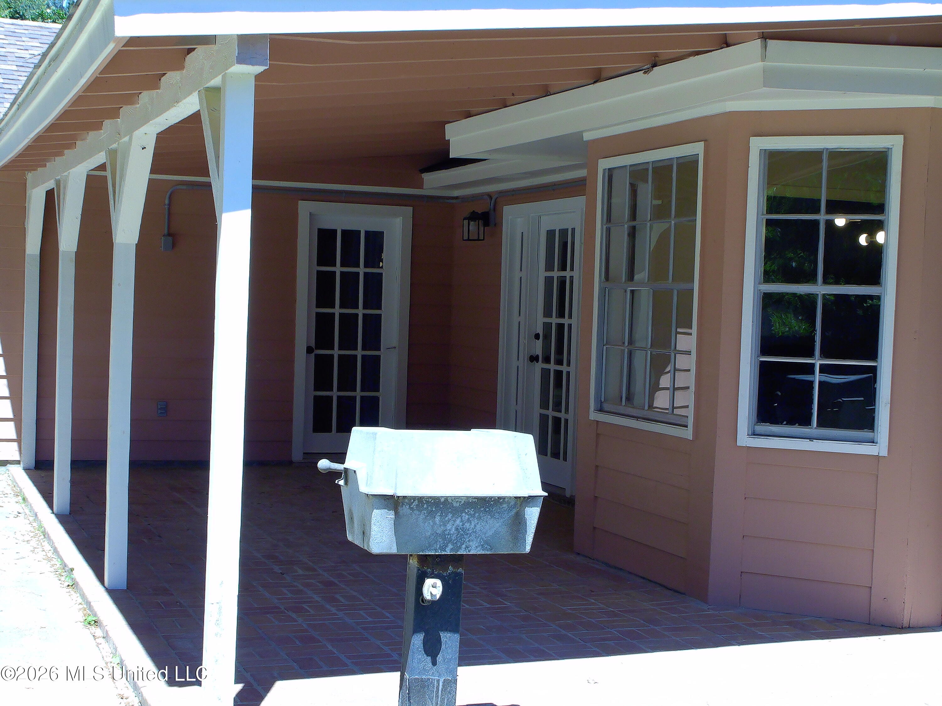 4649 Old Lake Road Property Photo 5