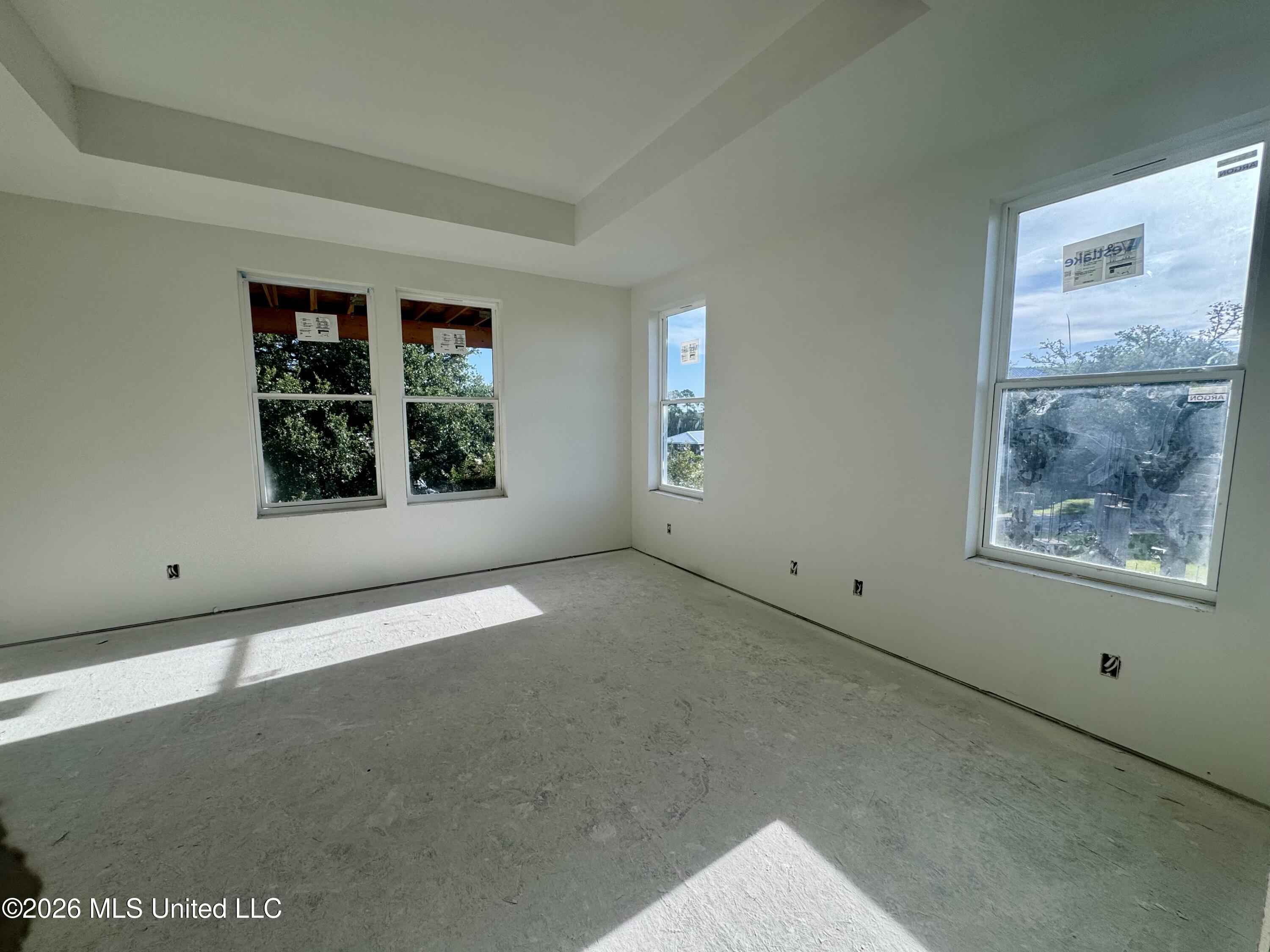 10071 Doty Street Property Photo 6