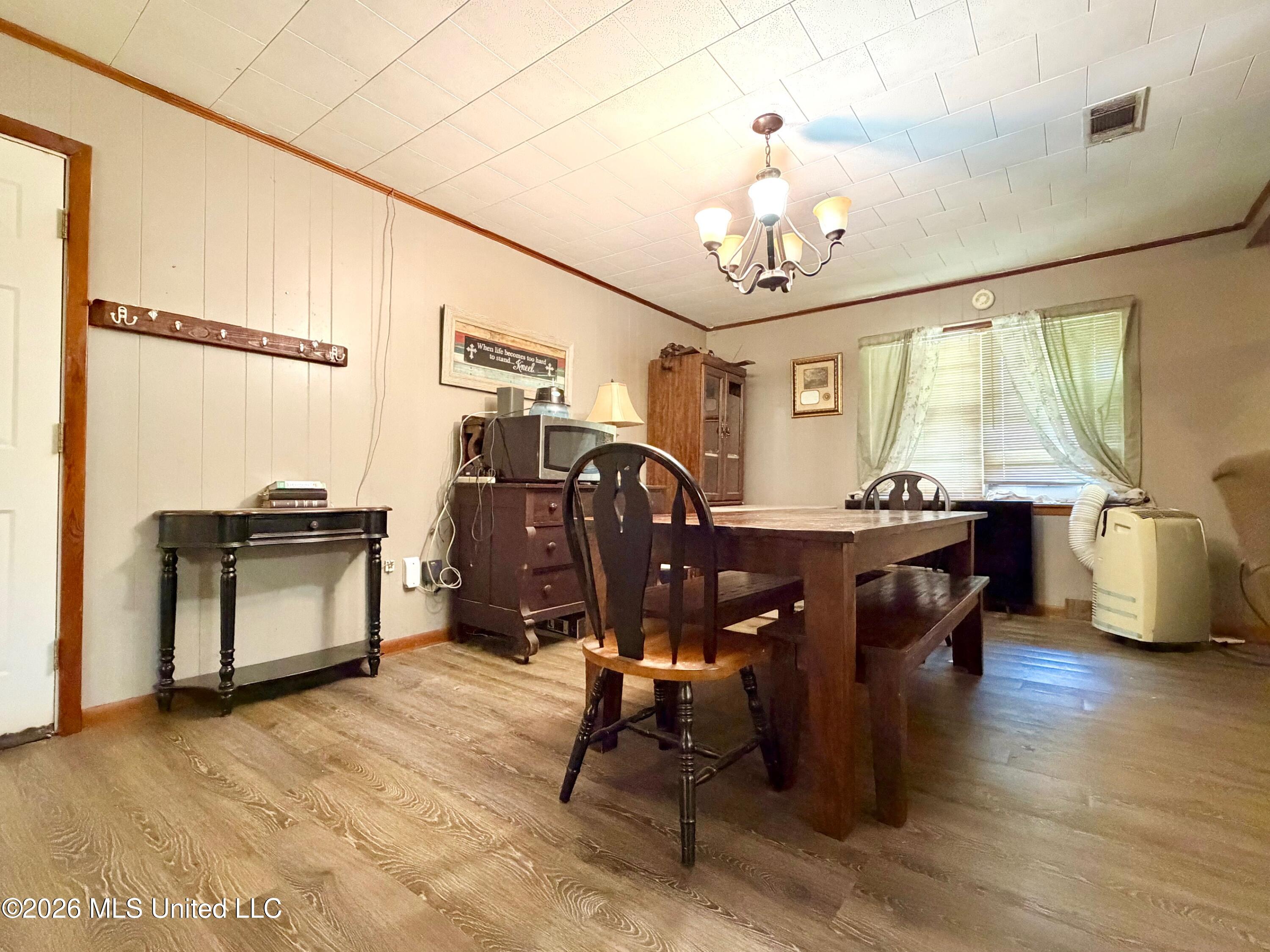 1330 Calvary Drive Property Photo 4