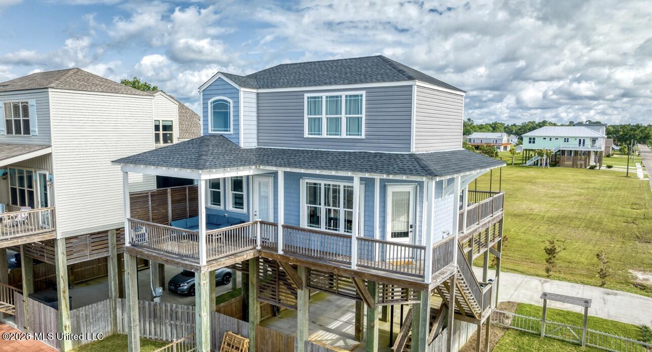 820 W Beach Boulevard Property Photo 1