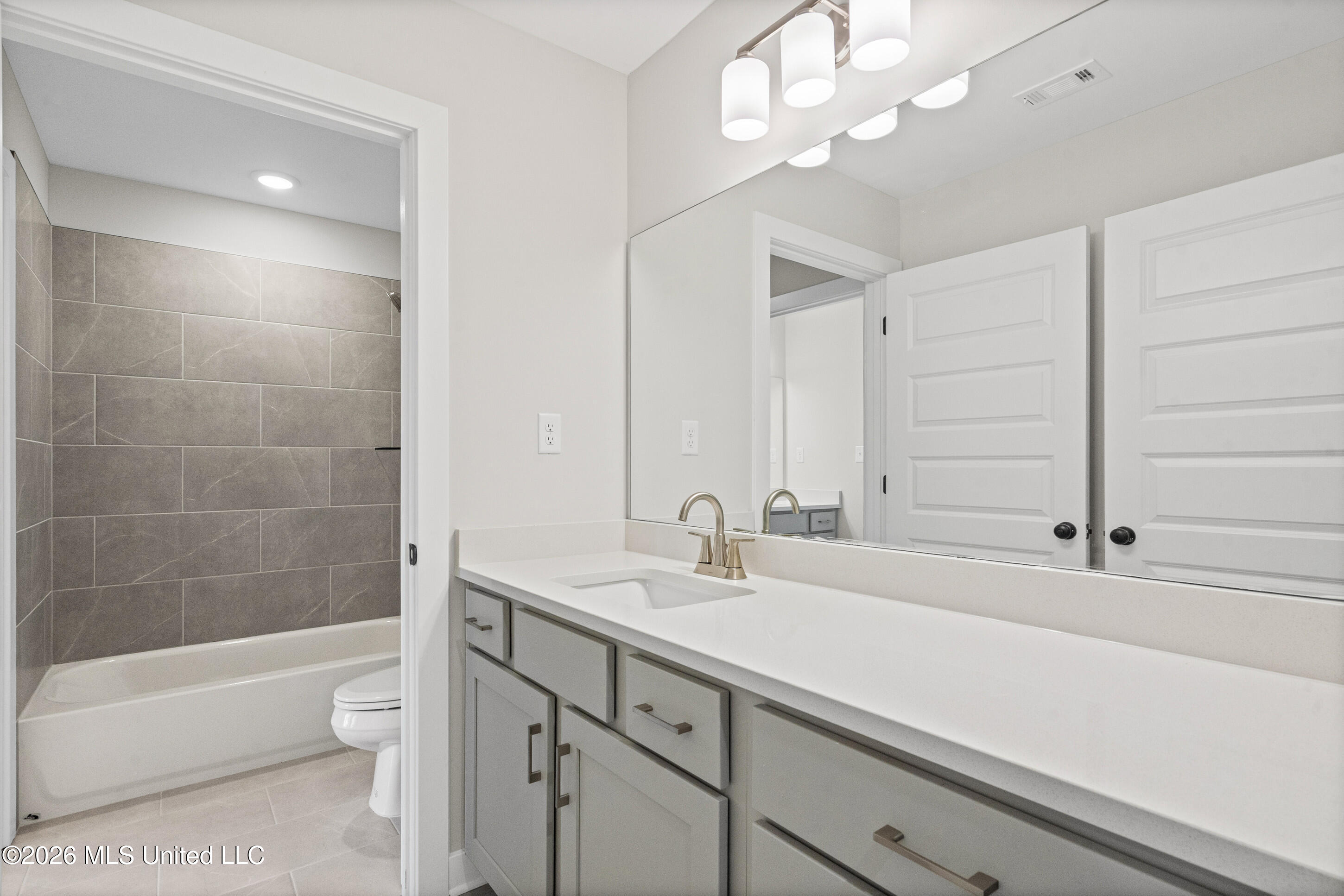 5122 River Grove Lane Property Photo 19