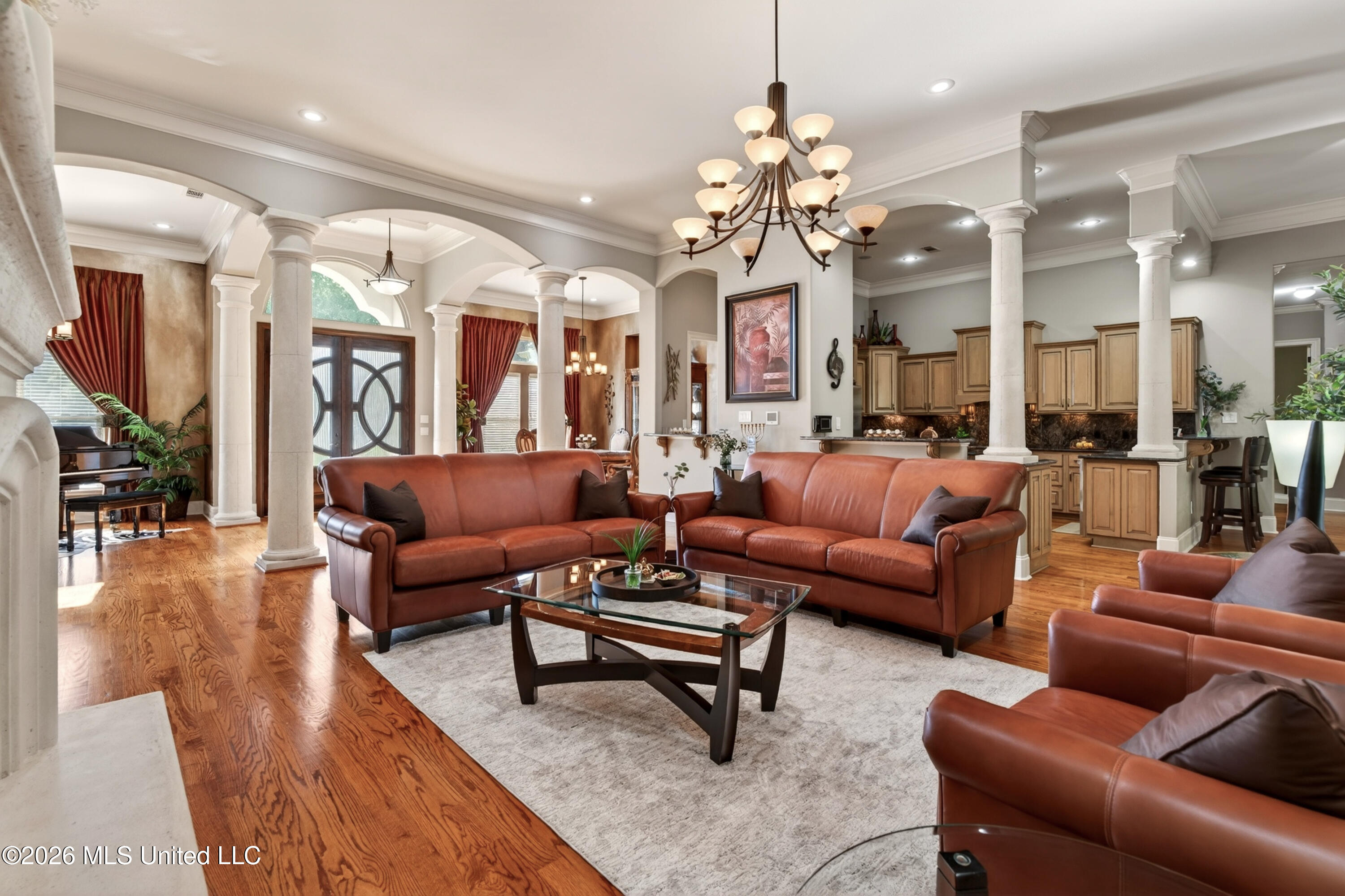 365 N Hill Drive Property Photo 11