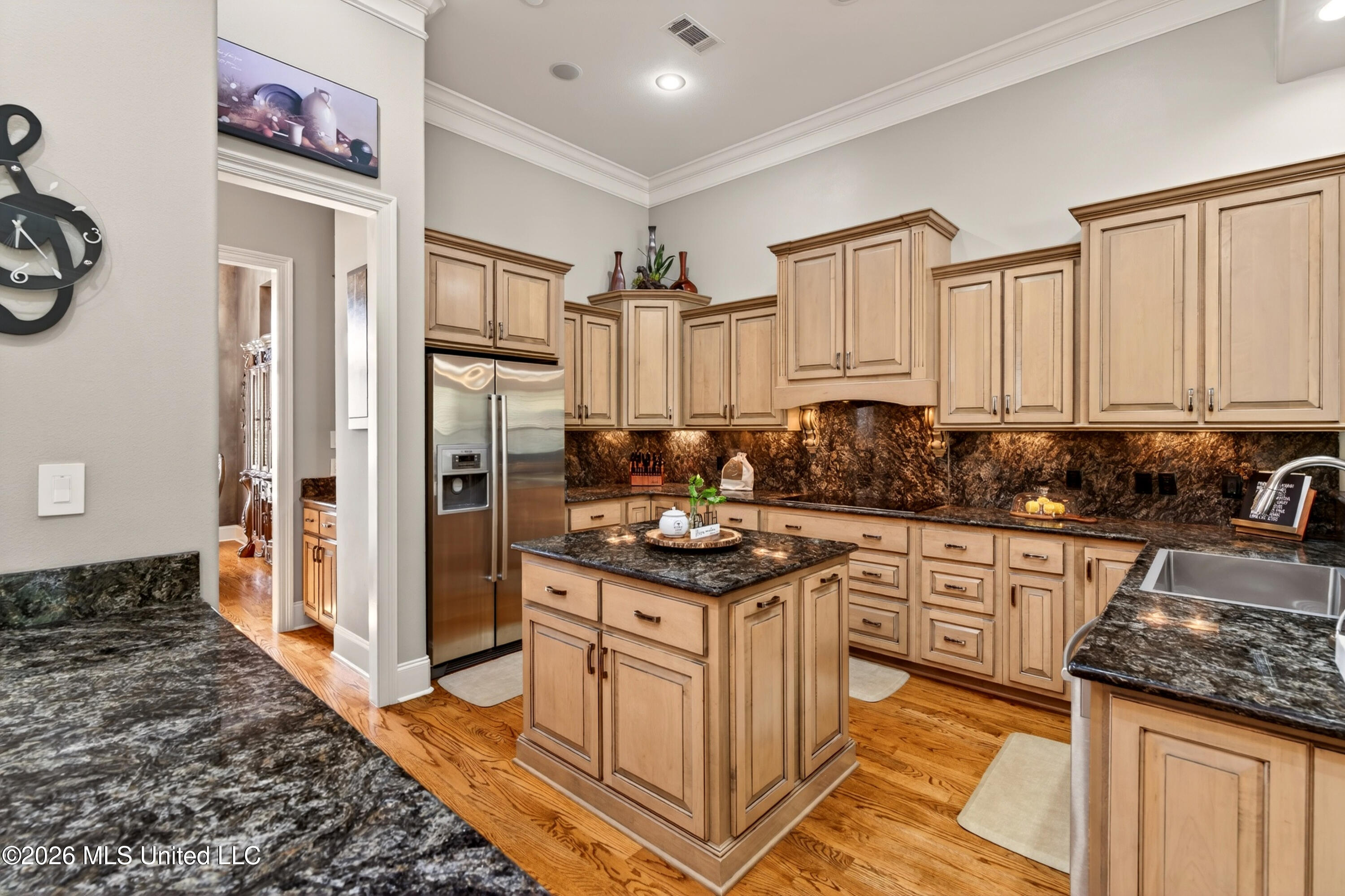 365 N Hill Drive Property Photo 13