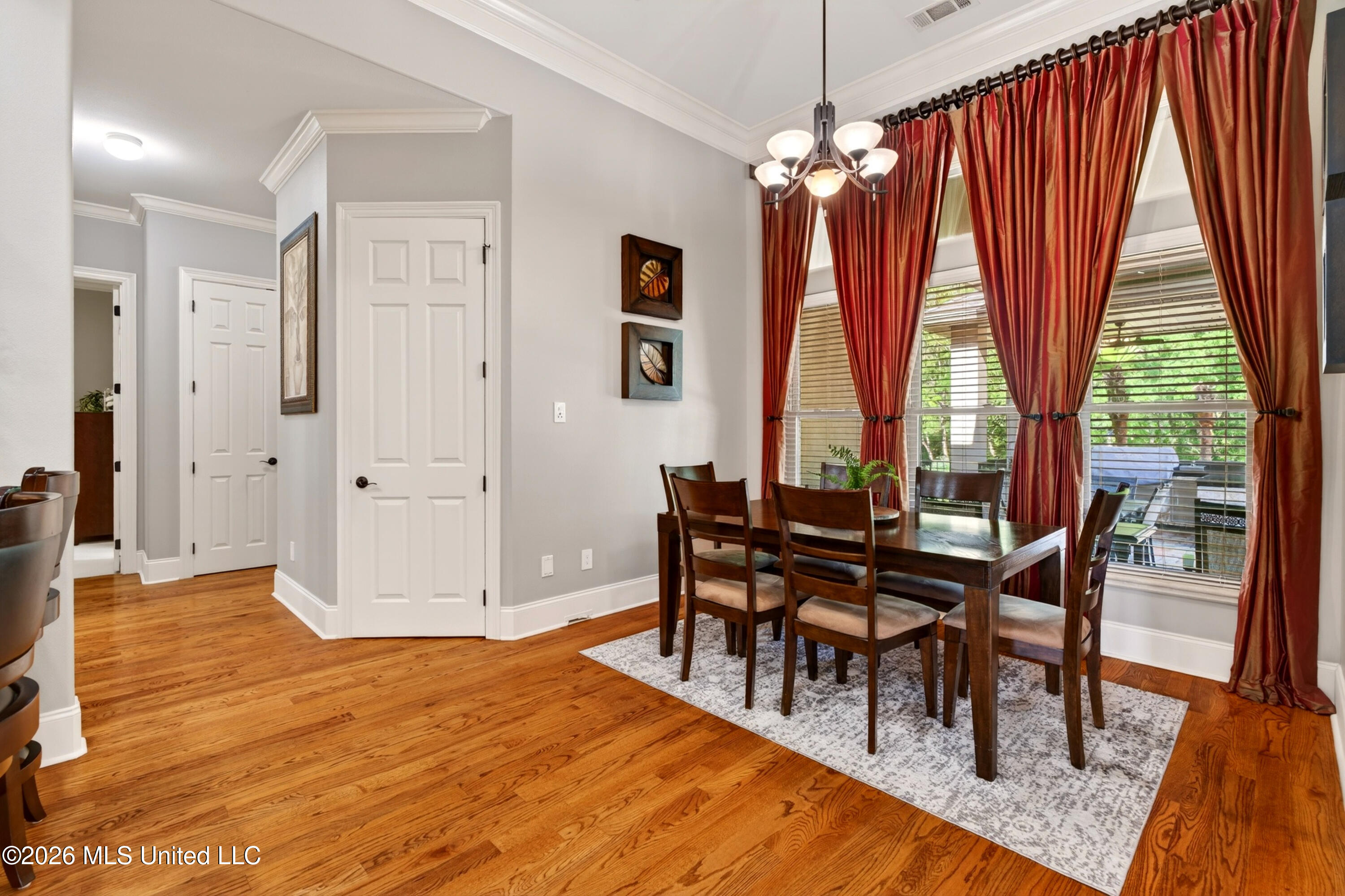 365 N Hill Drive Property Photo 23