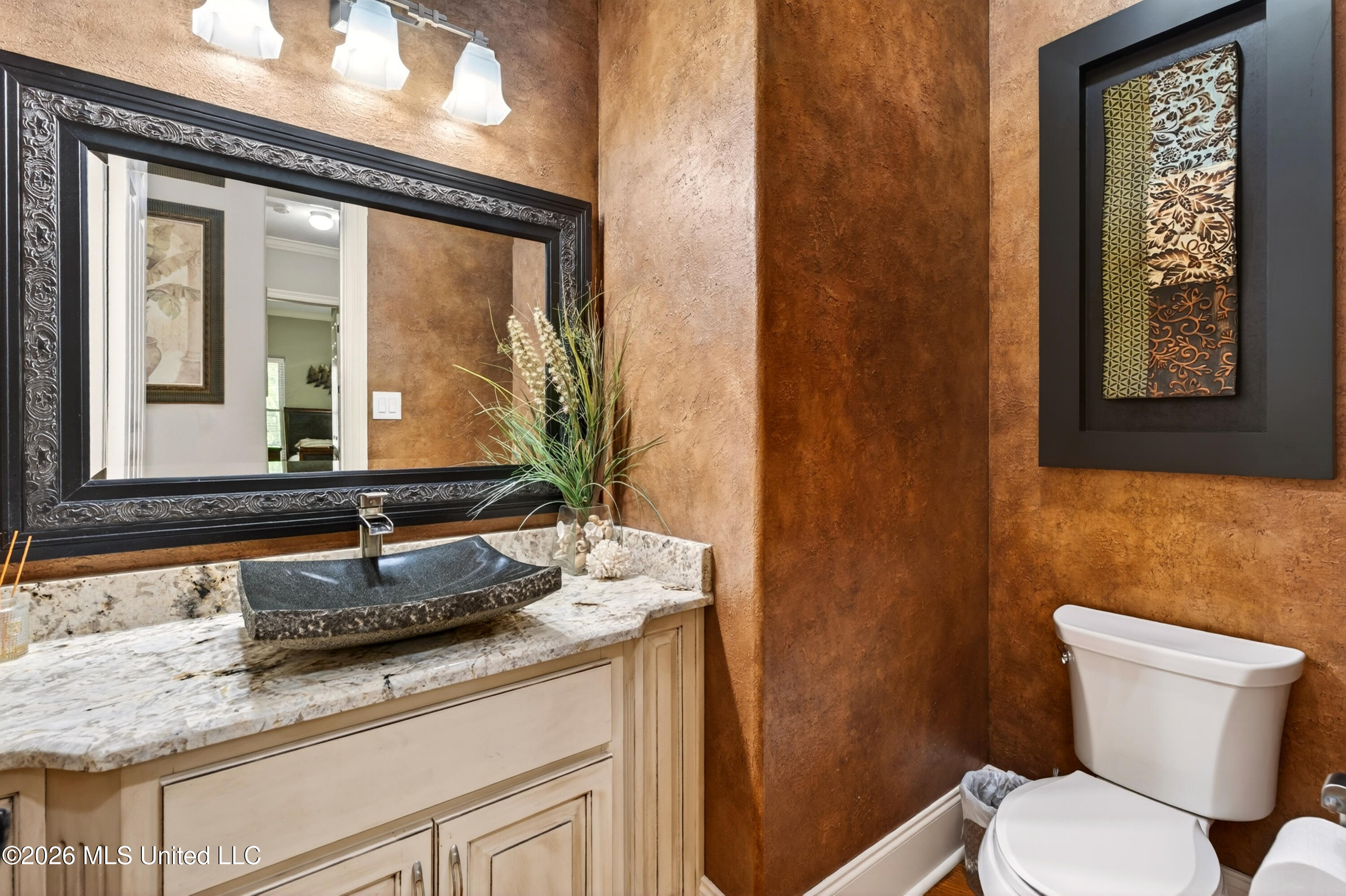 365 N Hill Drive Property Photo 32