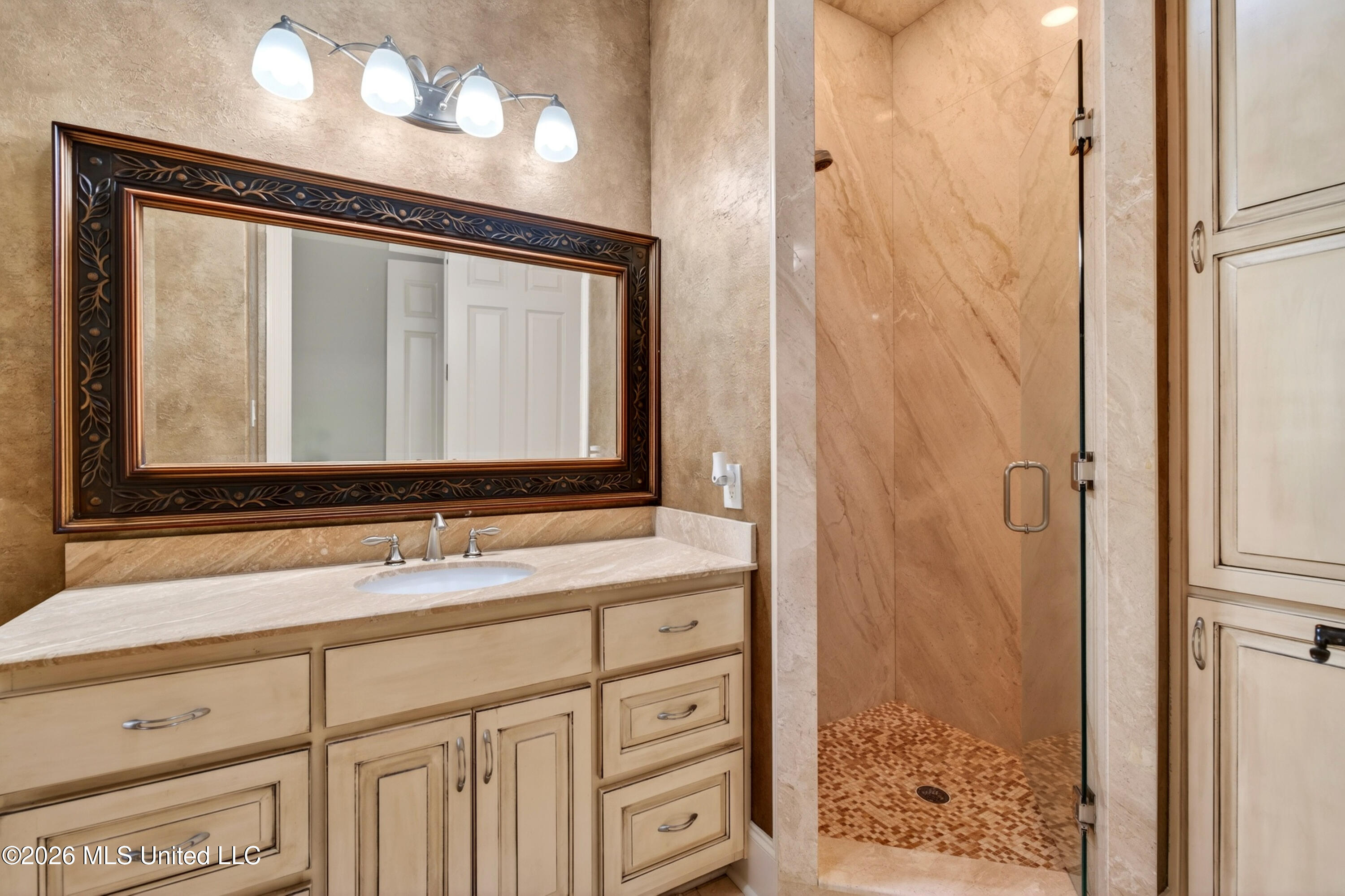 365 N Hill Drive Property Photo 44