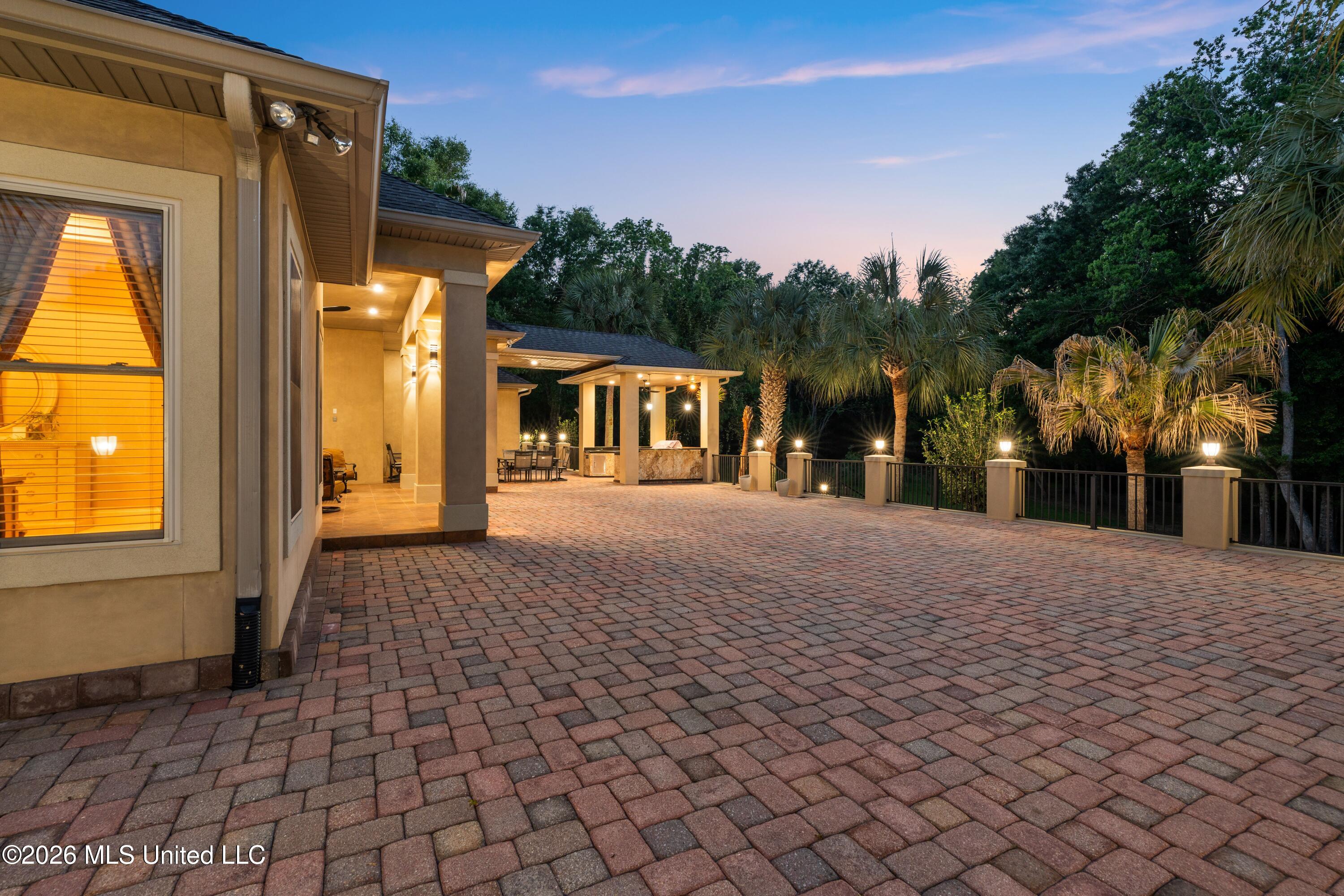 365 N Hill Drive Property Photo 87