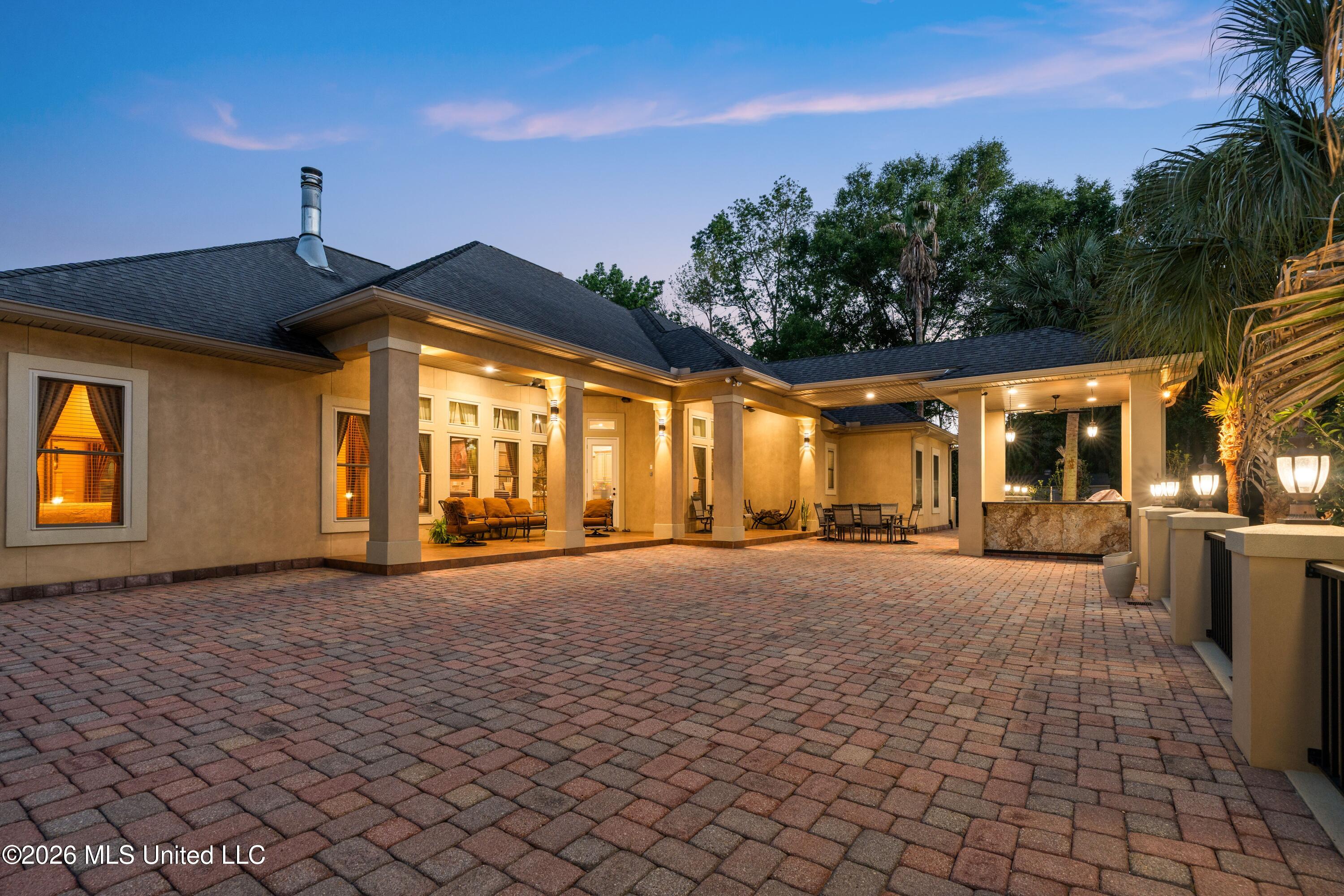 365 N Hill Drive Property Photo 90