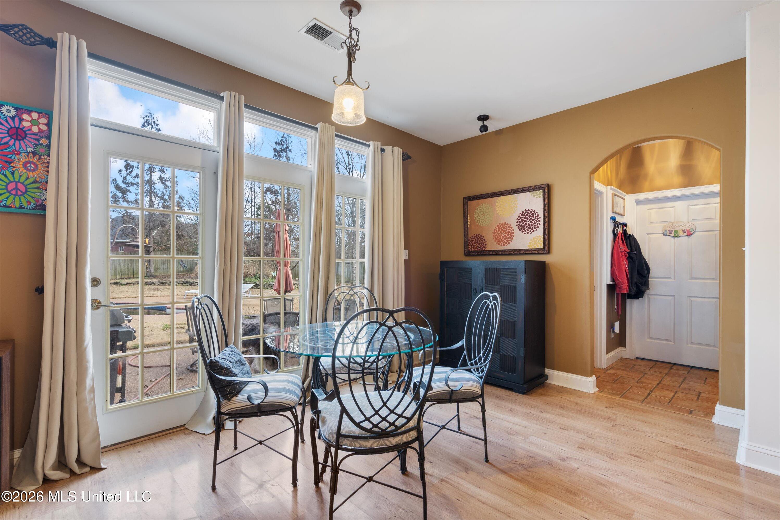 4455 Windslet Cove Property Photo 15