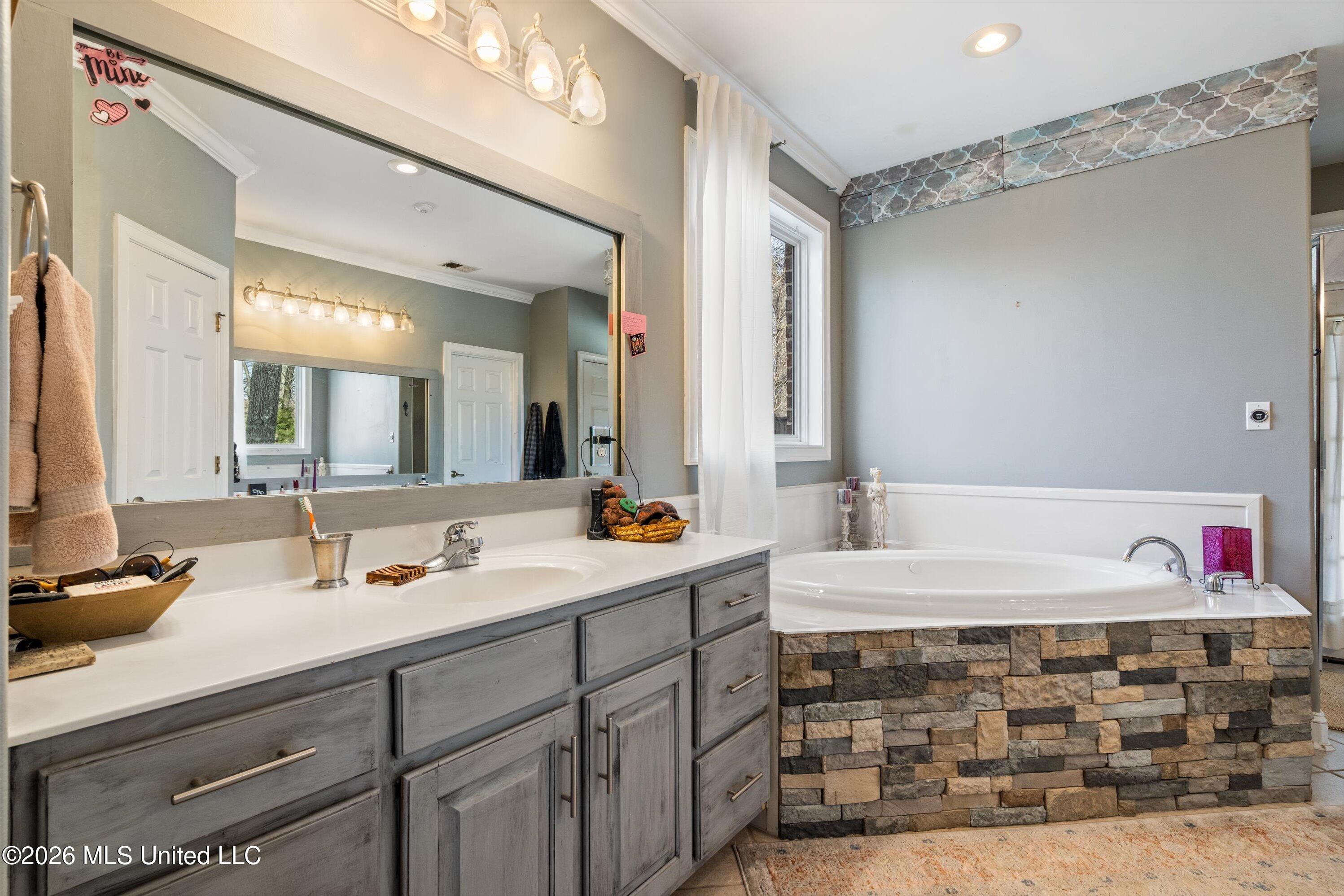 4455 Windslet Cove Property Photo 24