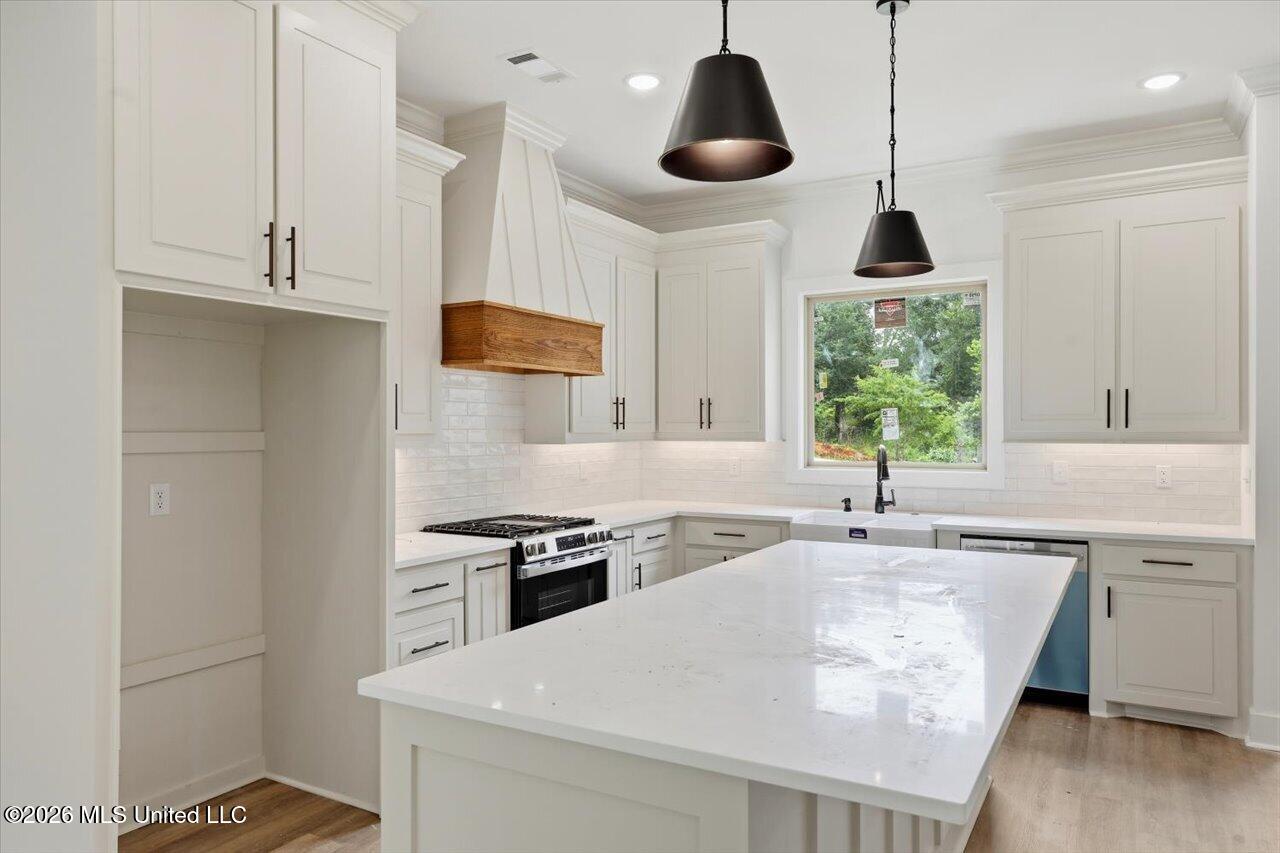182 A D Mclendon Road Property Photo 3